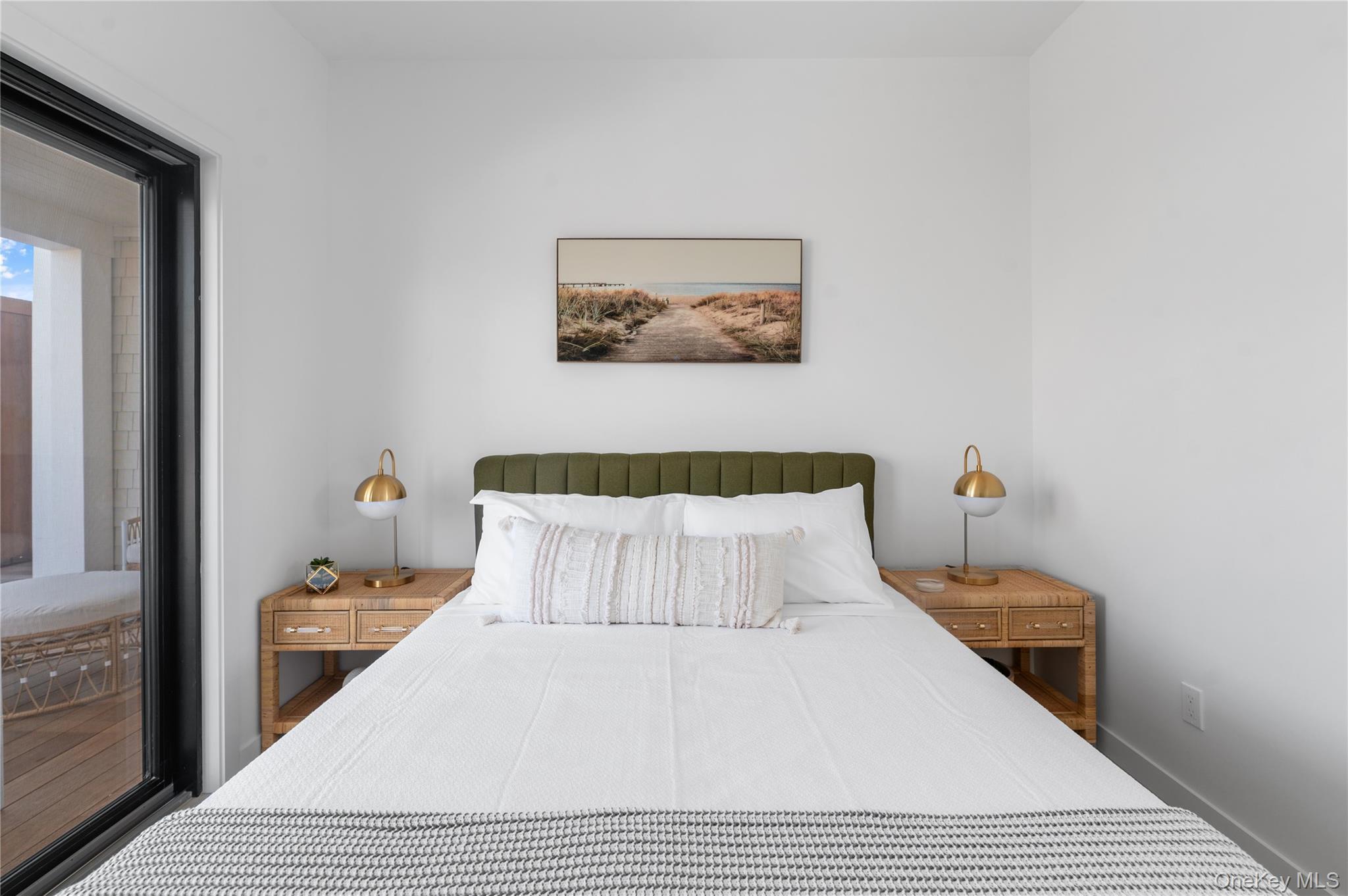 Single Family Wilmot Suffolk County, NY 11770, MLS-901003-19