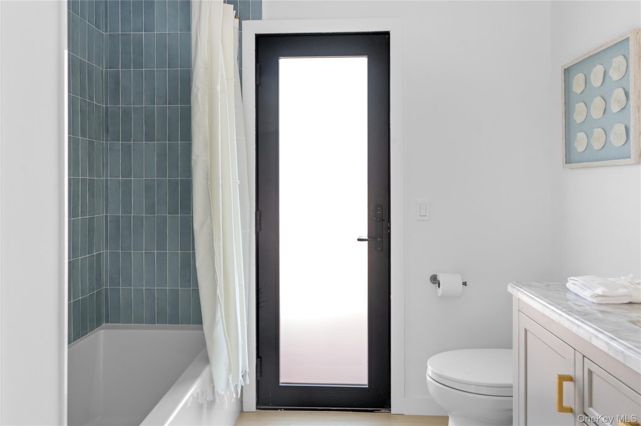 Single Family Wilmot Suffolk County, NY 11770, MLS-901003-20