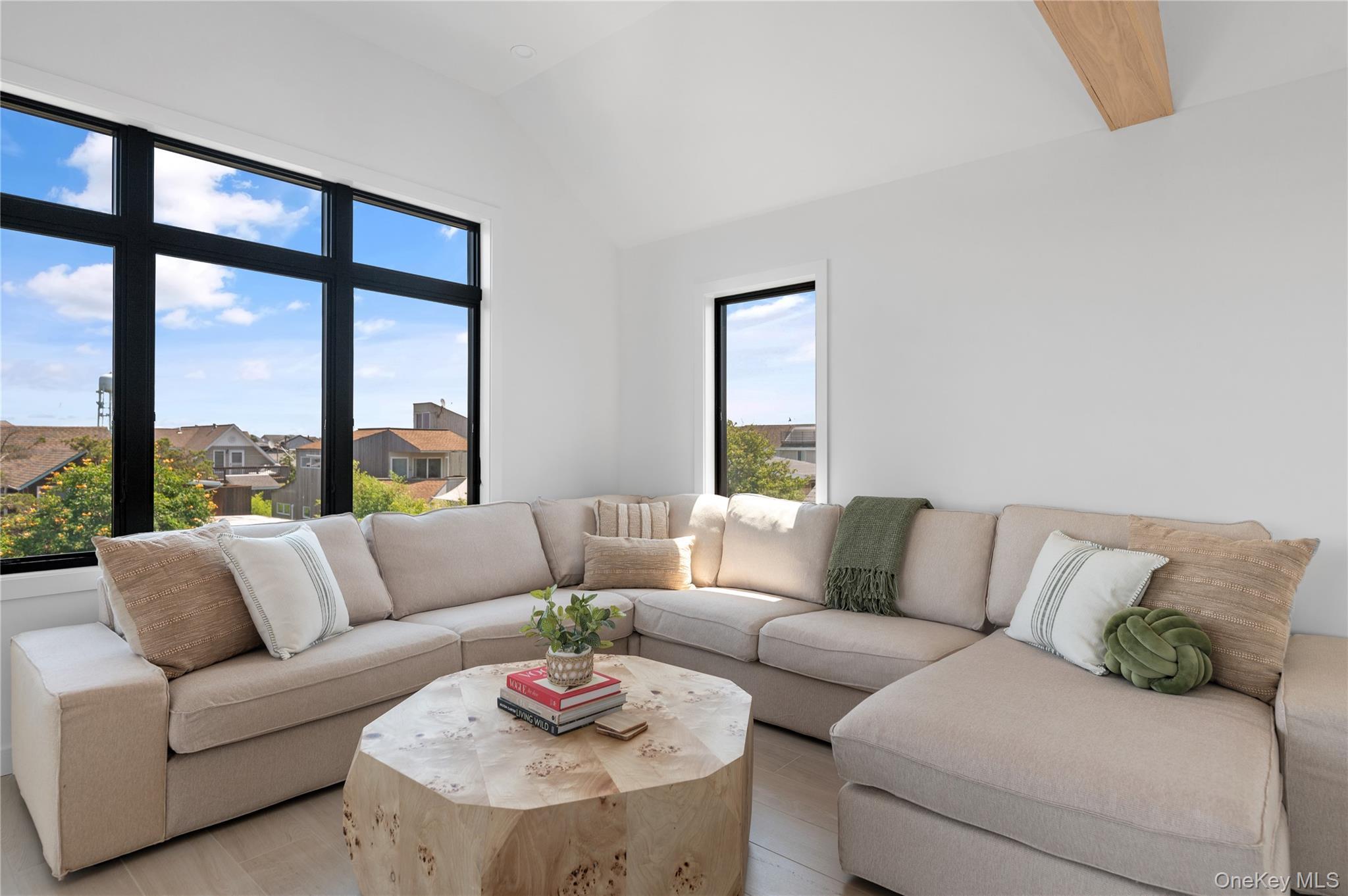 Single Family Wilmot Suffolk County, NY 11770, MLS-901003-3