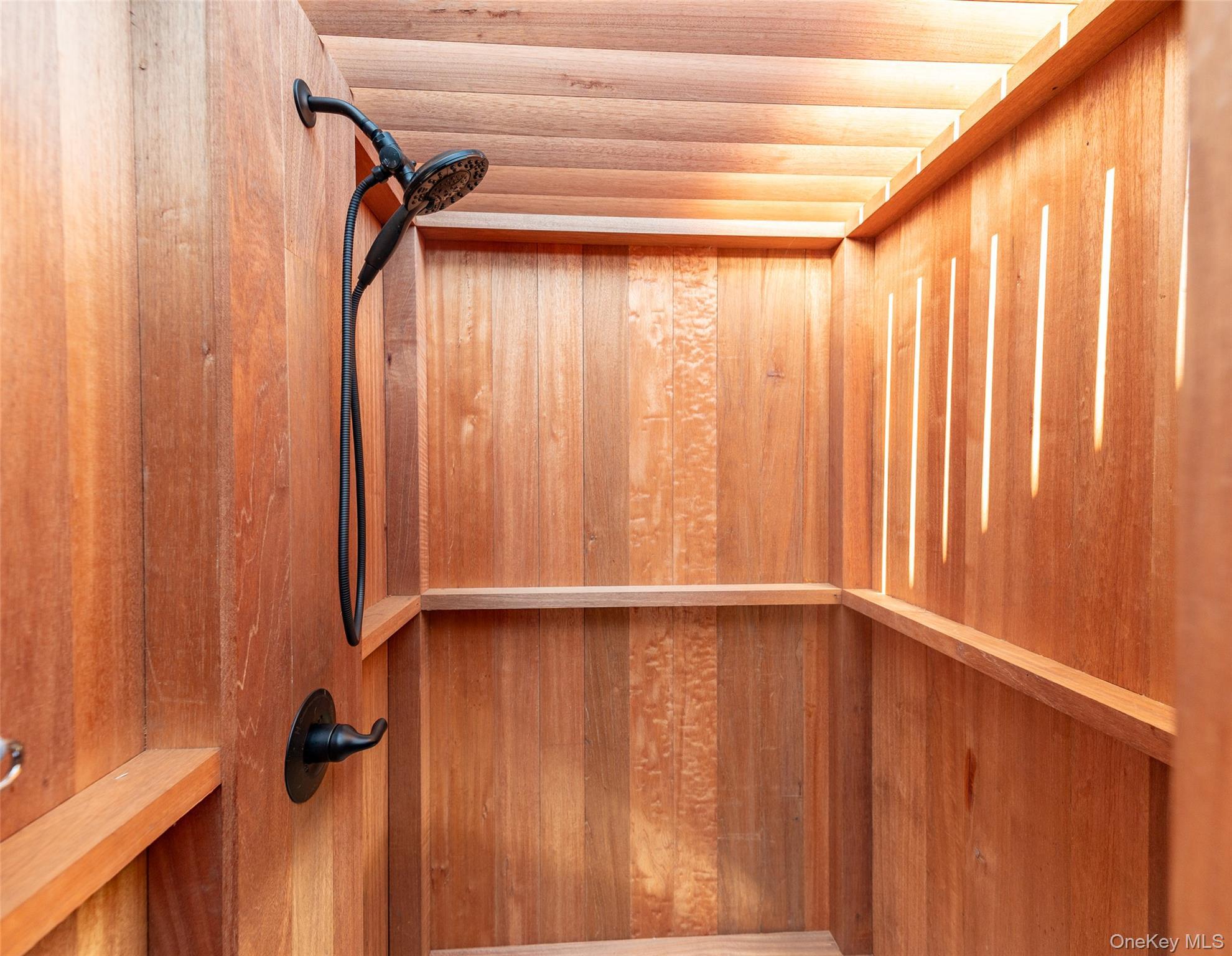 Single Family Wilmot Suffolk County, NY 11770, MLS-901003-31