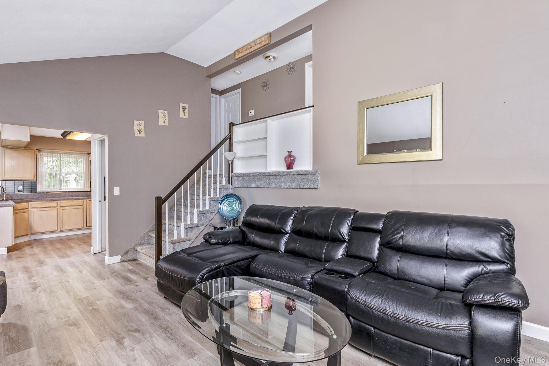 Single Family Happy Acres Suffolk County, NY 11967, MLS-901008-10