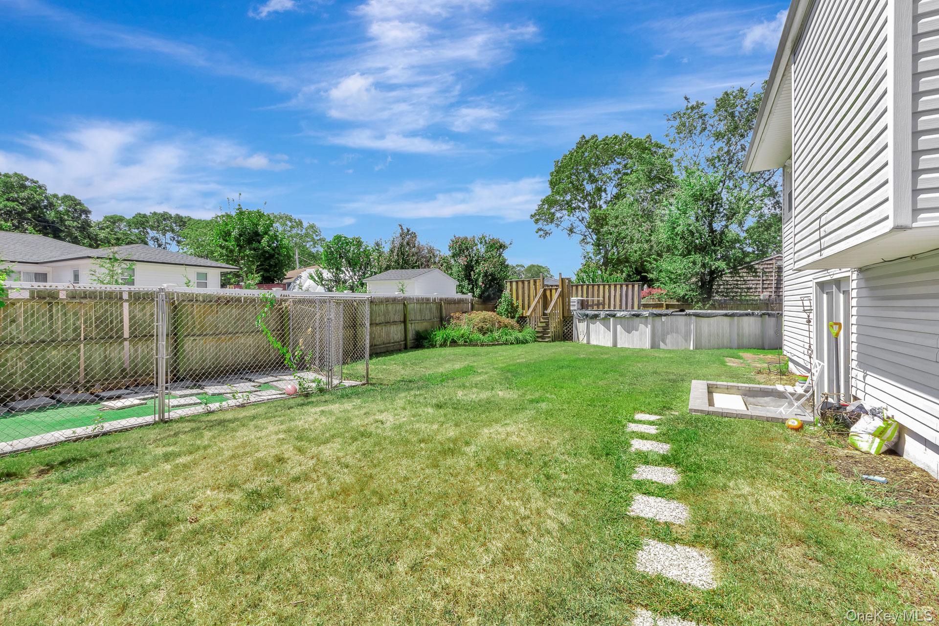 Single Family Happy Acres Suffolk County, NY 11967, MLS-901008-26