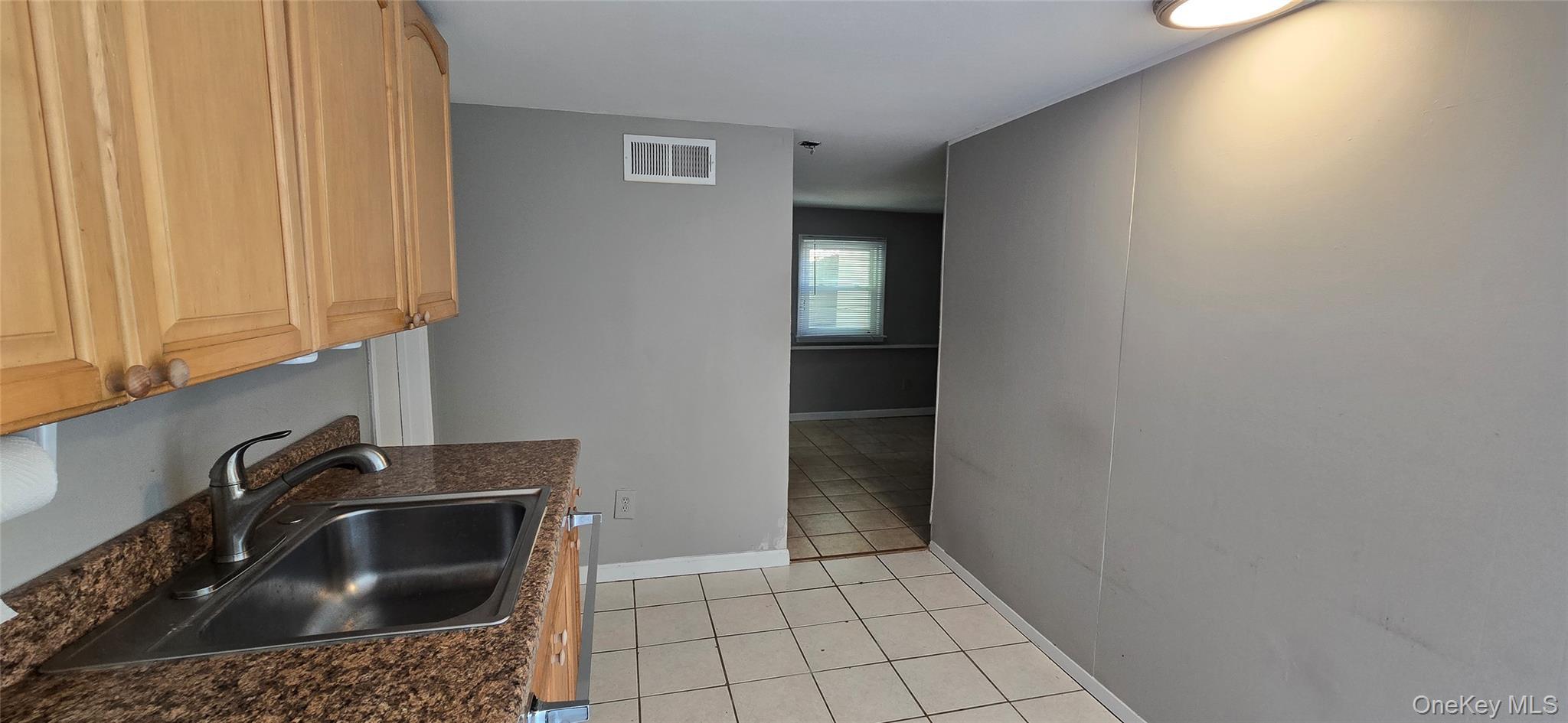 Single Family Happy Acres Suffolk County, NY 11967, MLS-901008-29