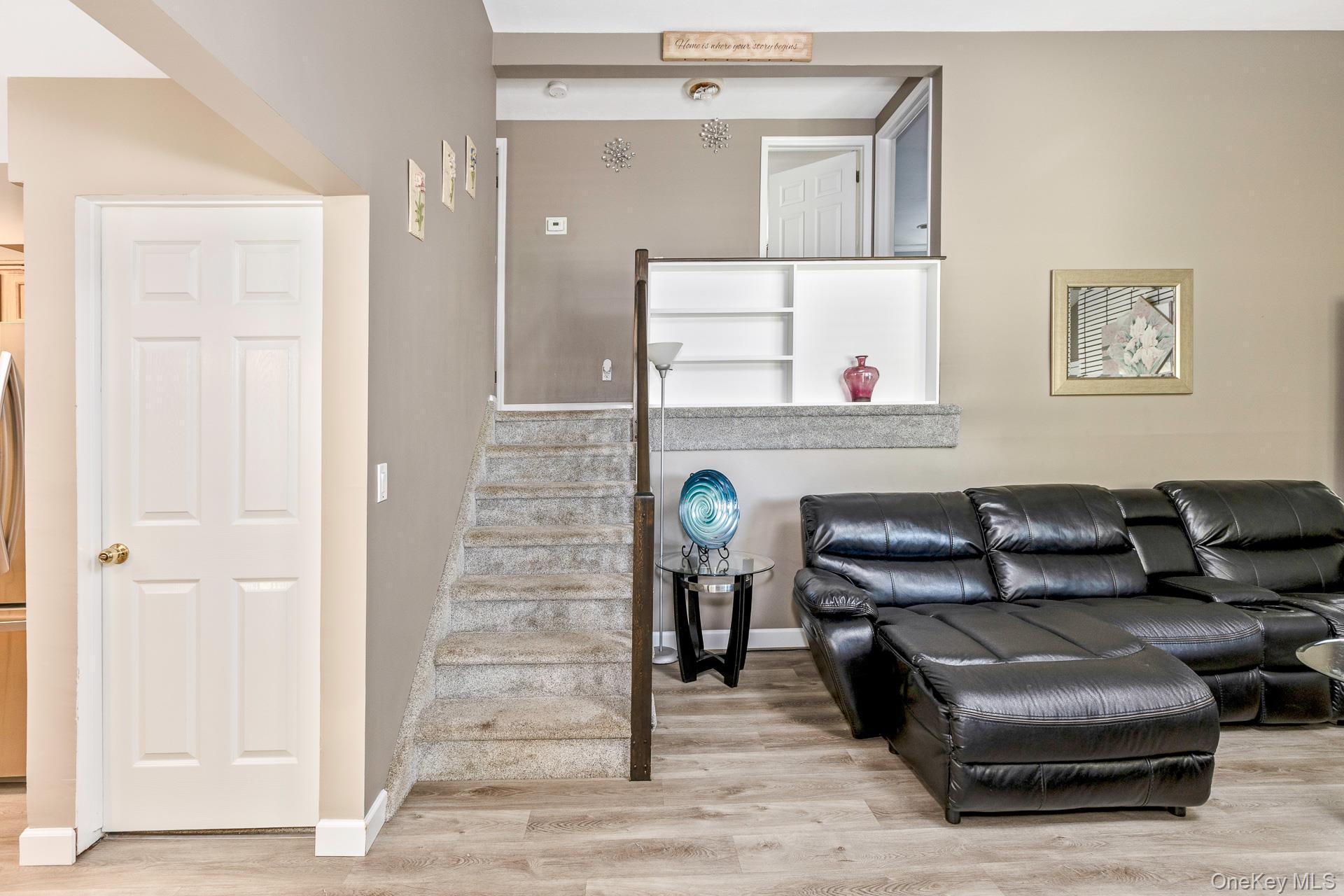 Single Family Happy Acres Suffolk County, NY 11967, MLS-901008-7