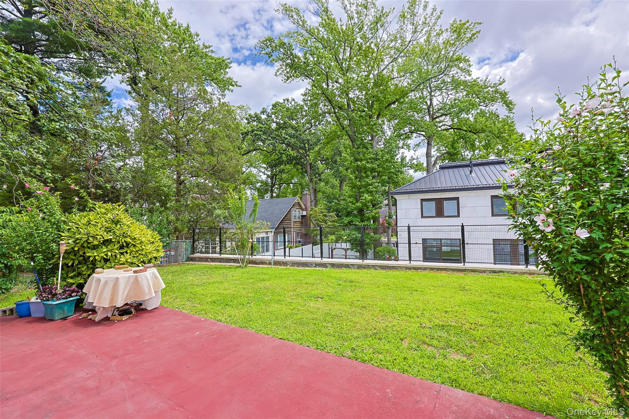 Single Family Mclaughlin  Queens, NY 11423, MLS-901019-5