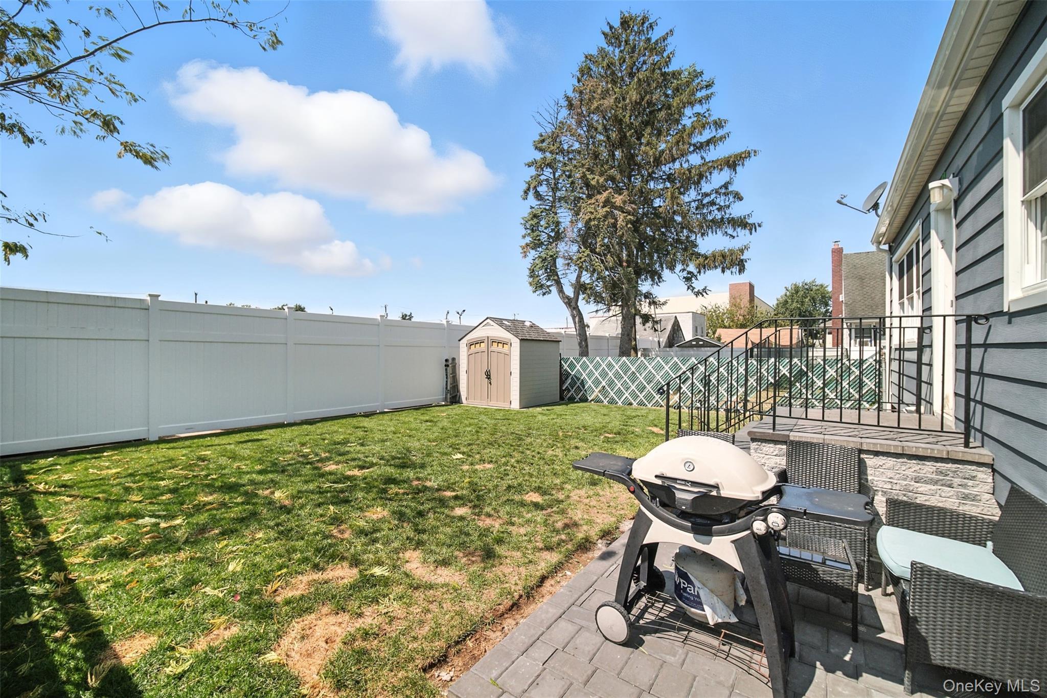 Single Family Casper Nassau County, NY 11580, MLS-901047-24