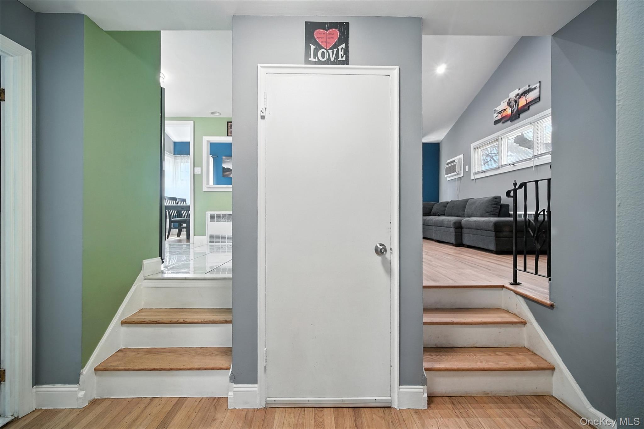 Single Family Casper Nassau County, NY 11580, MLS-901047-7