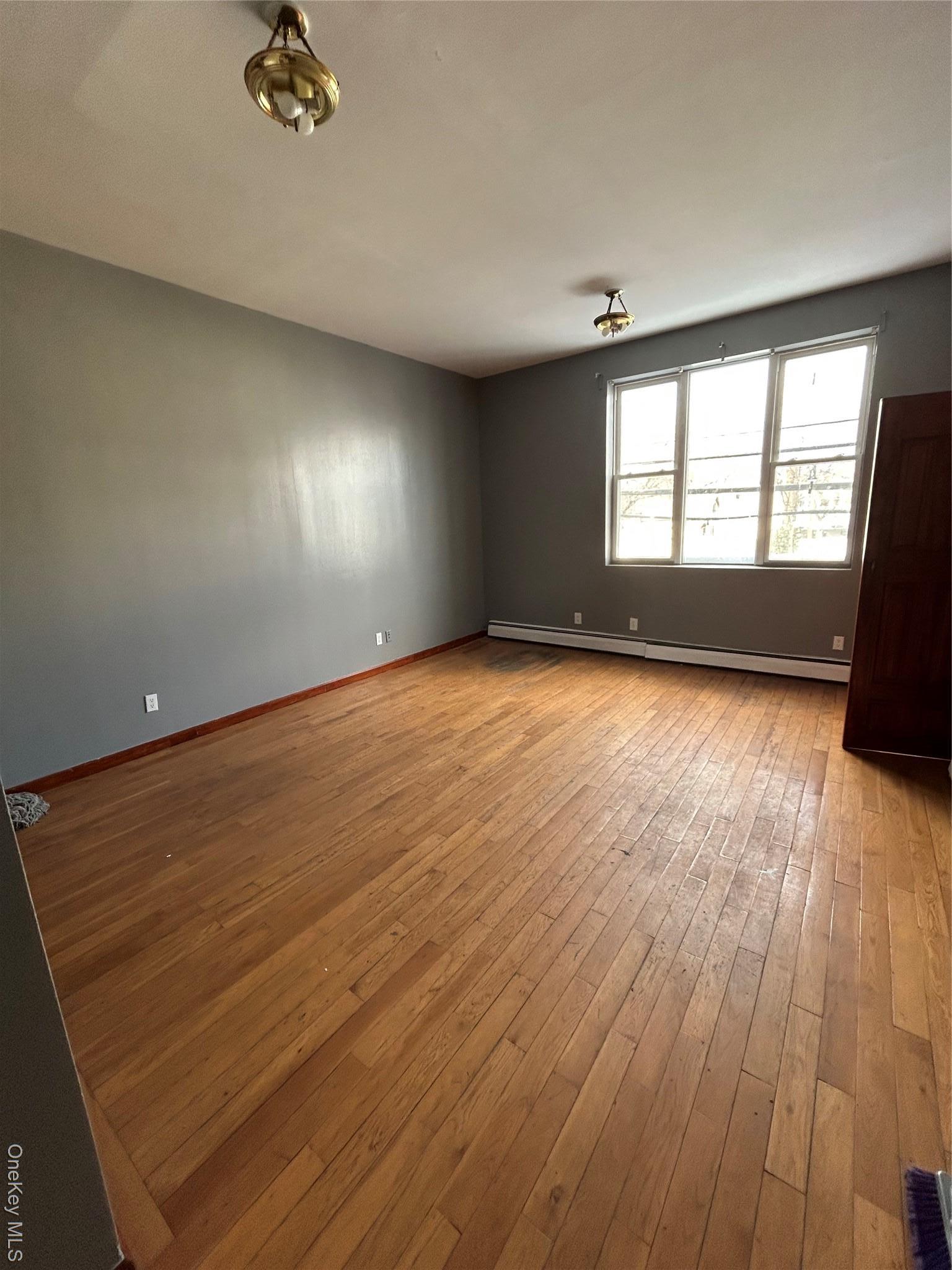 Single Family Rockaway Blvd Queens, NY 11436, MLS-901074-11