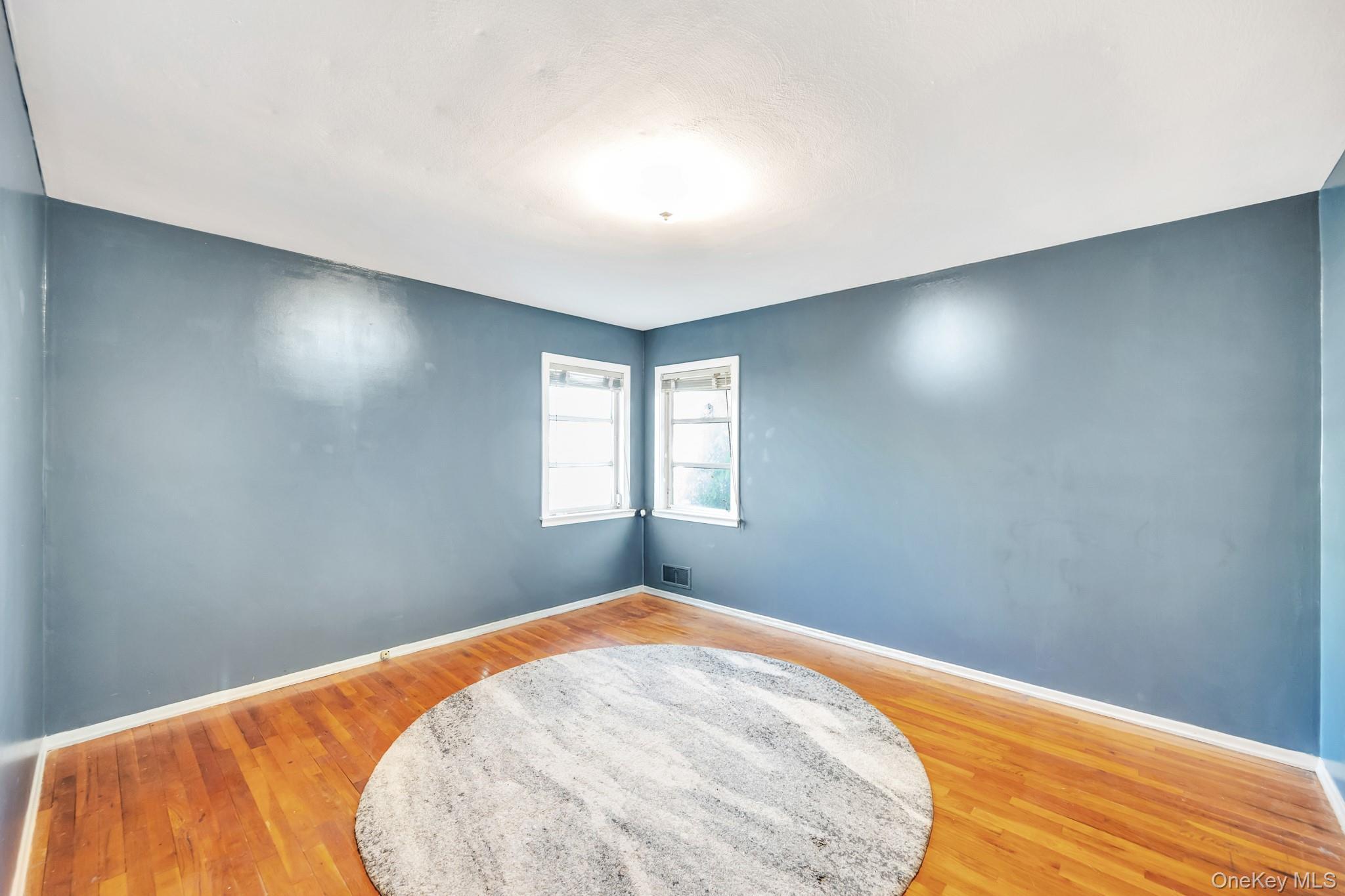 Single Family 89th Queens, NY 11414, MLS-901095-11