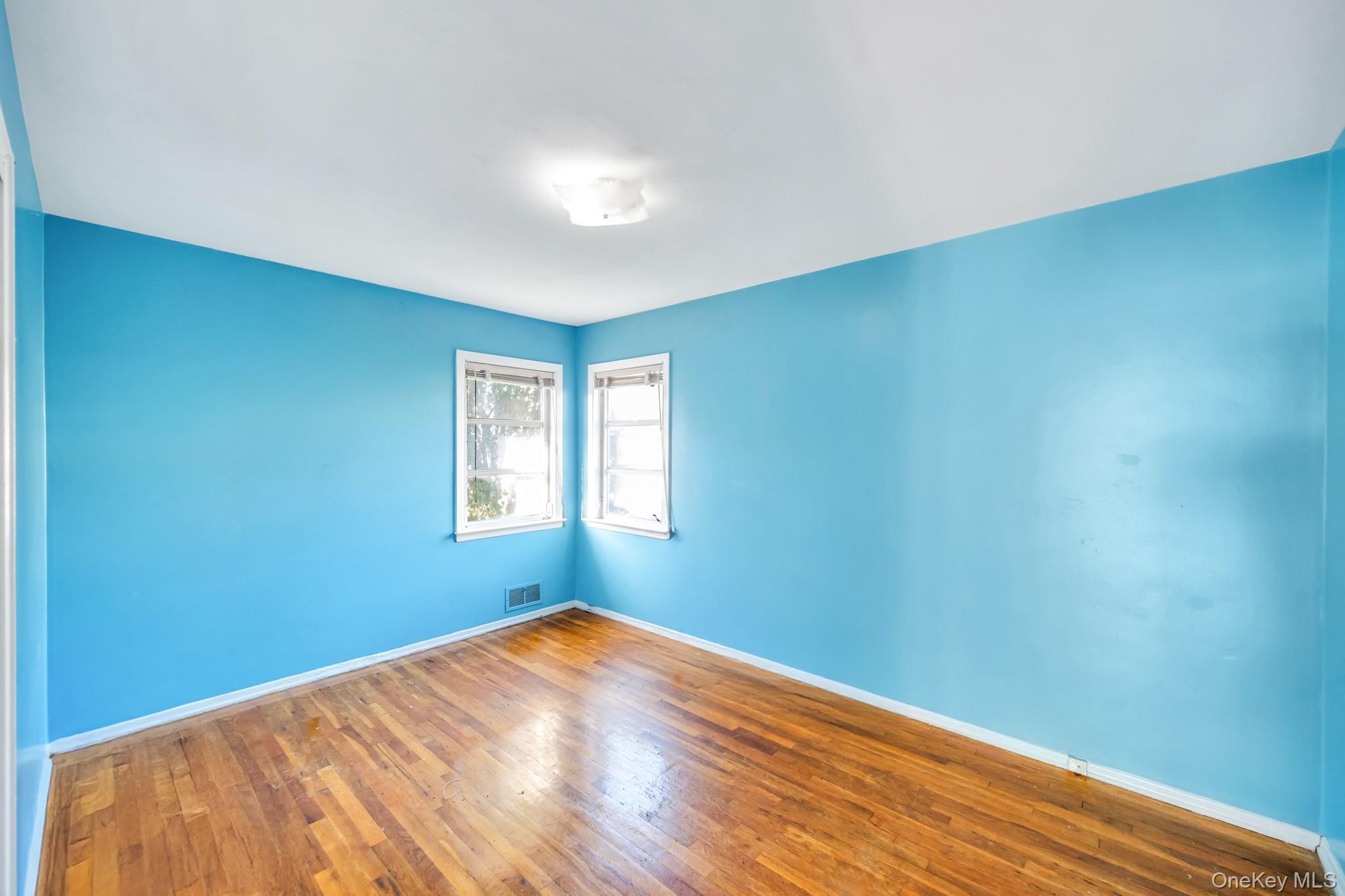 Single Family 89th Queens, NY 11414, MLS-901095-15