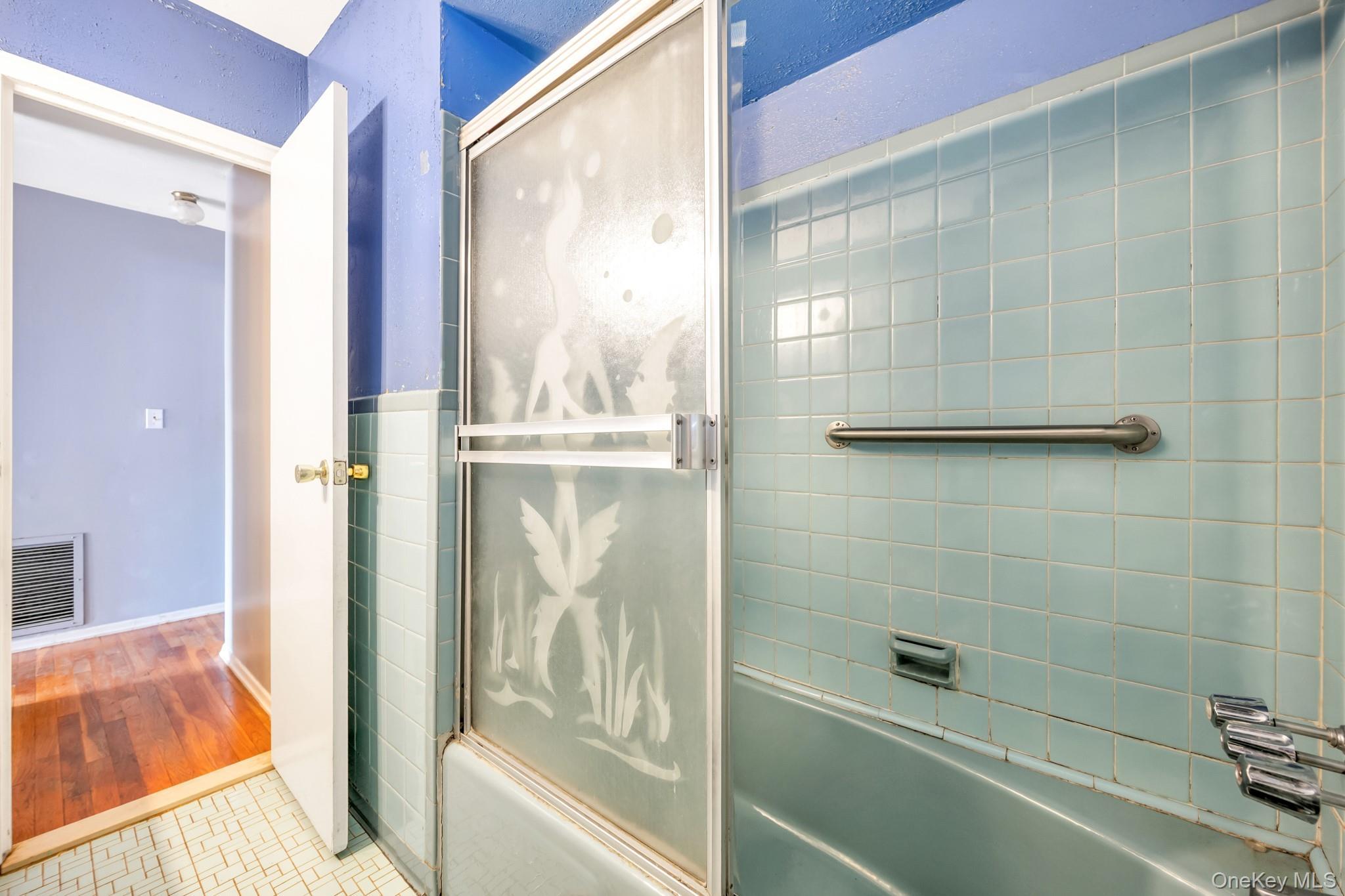 Single Family 89th Queens, NY 11414, MLS-901095-17