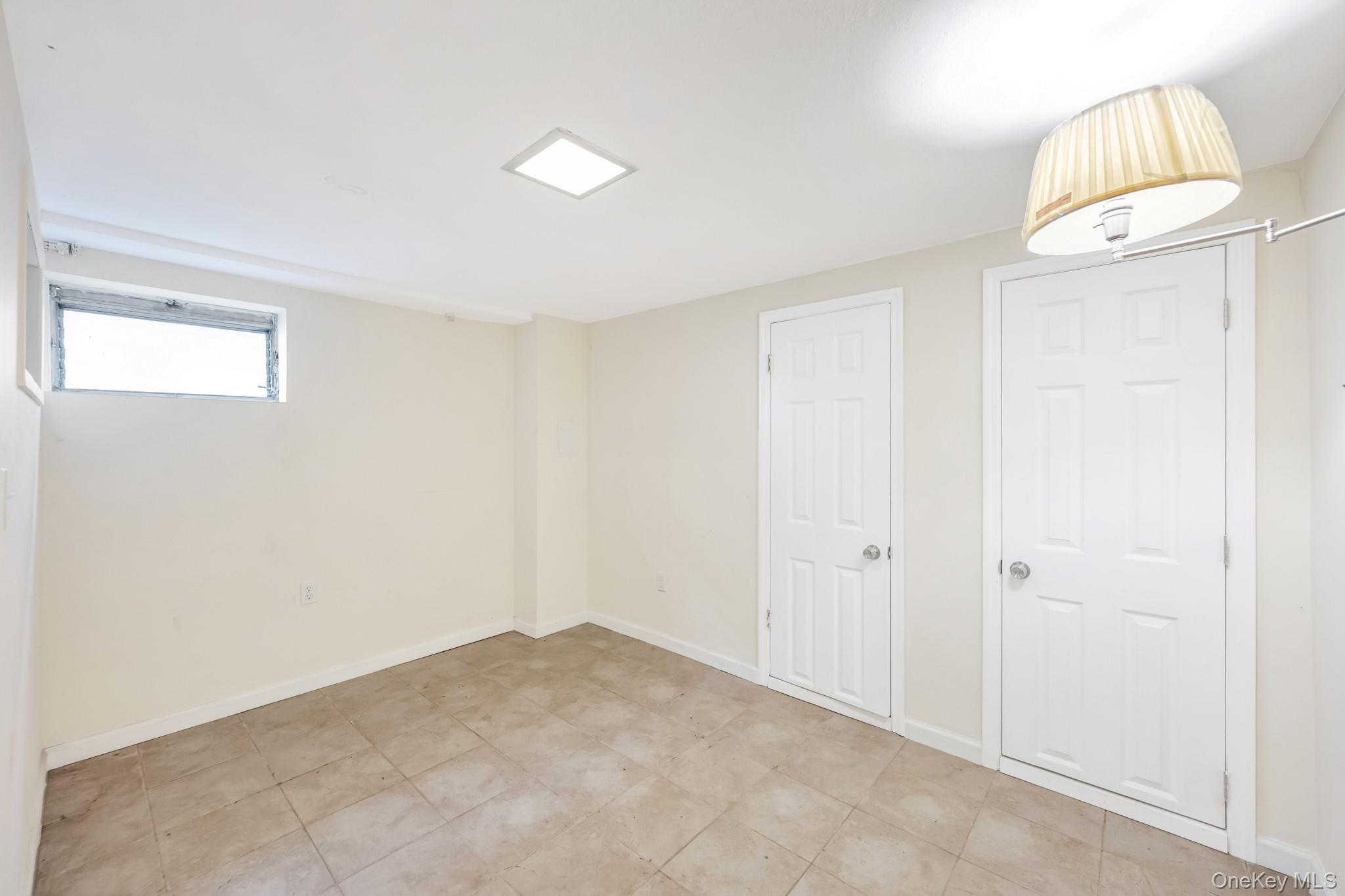 Single Family 89th Queens, NY 11414, MLS-901095-24