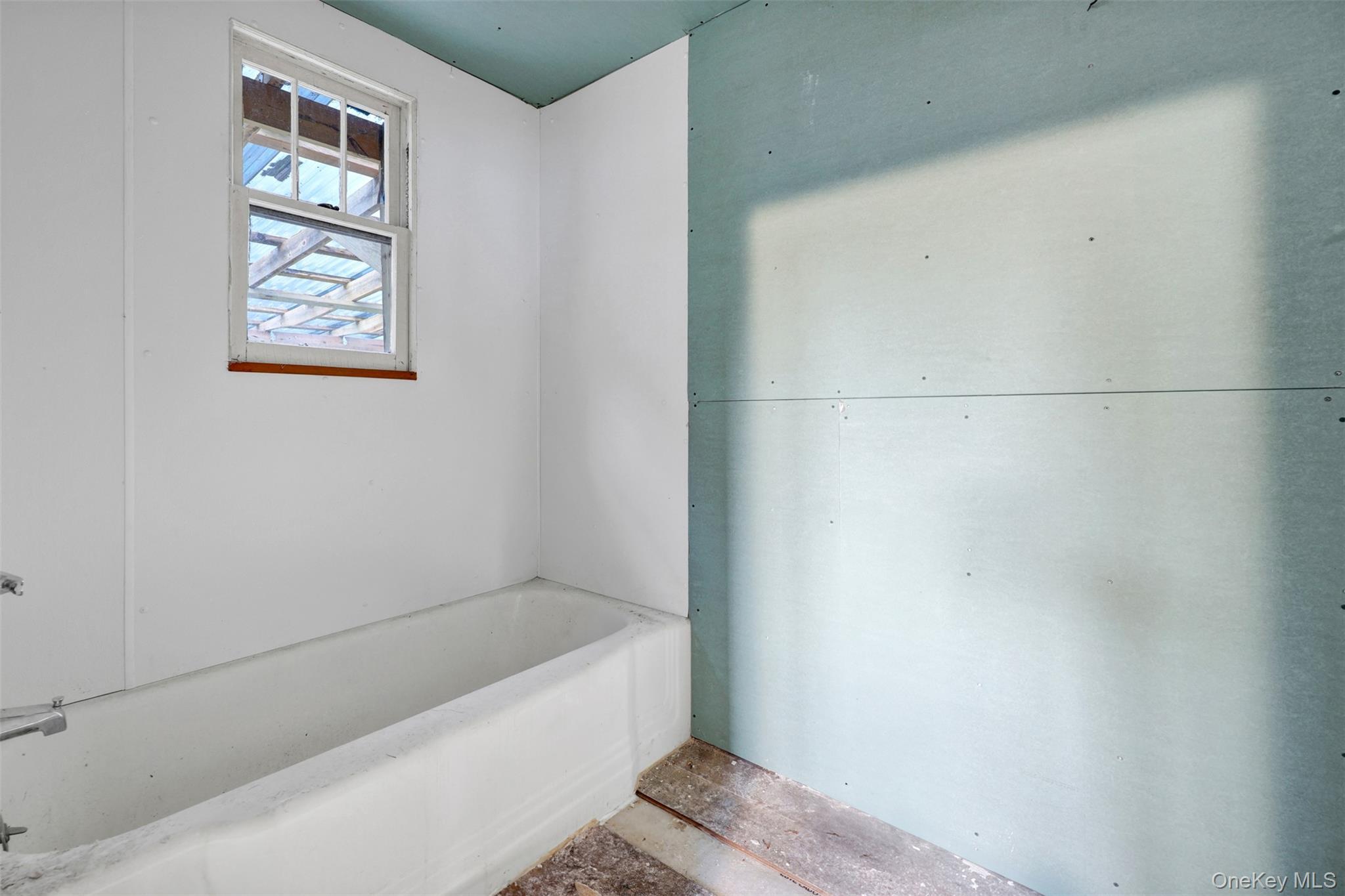 Single Family Edgewood Sullivan County, NY 12779, MLS-901115-32