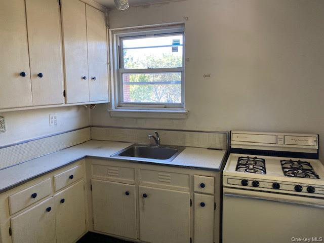 Coop 75th  Queens, NY 11004, MLS-901160-3