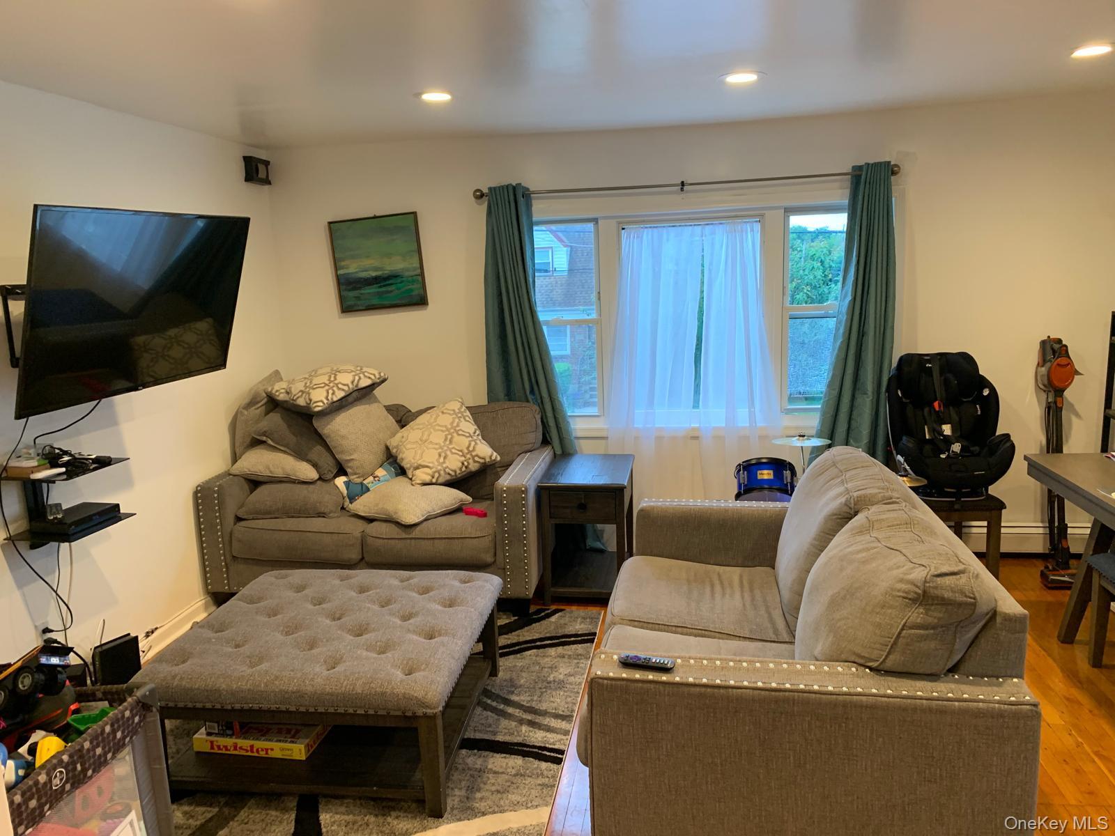 Single Family 104th Queens, NY 11429, MLS-901167-22