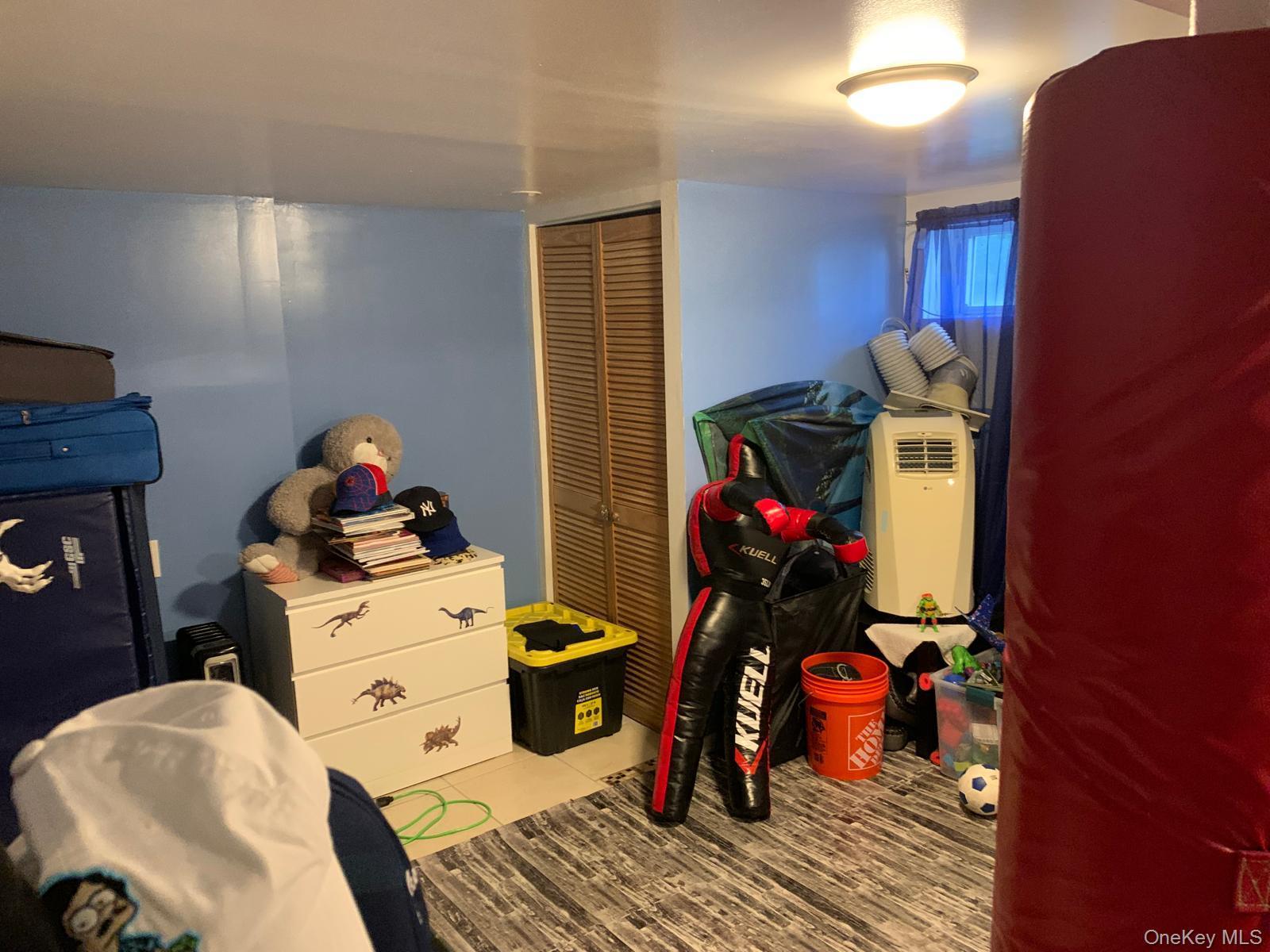 Single Family 104th Queens, NY 11429, MLS-901167-39