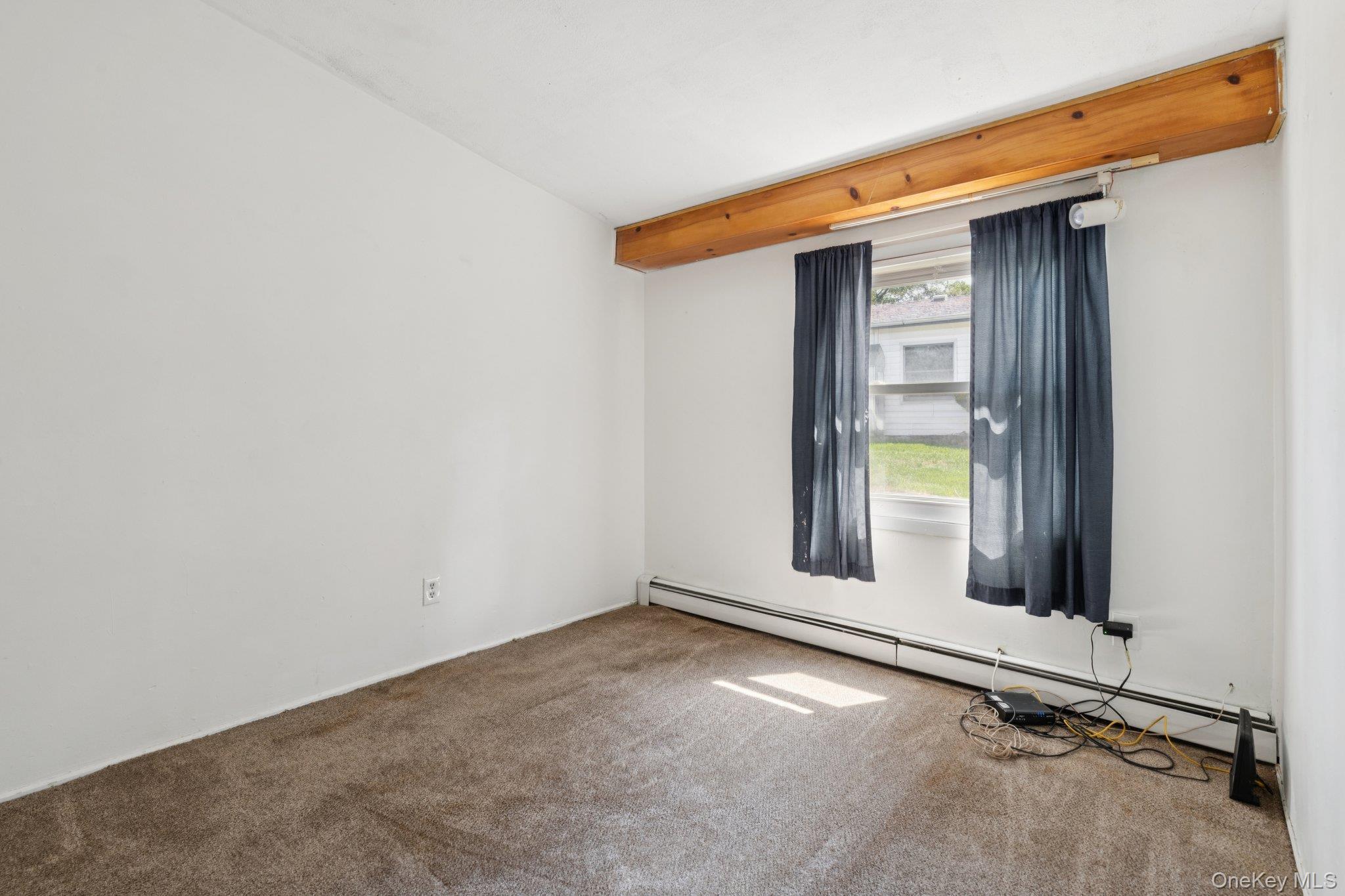 Single Family Clarkson  Suffolk County, NY 11738, MLS-901203-16