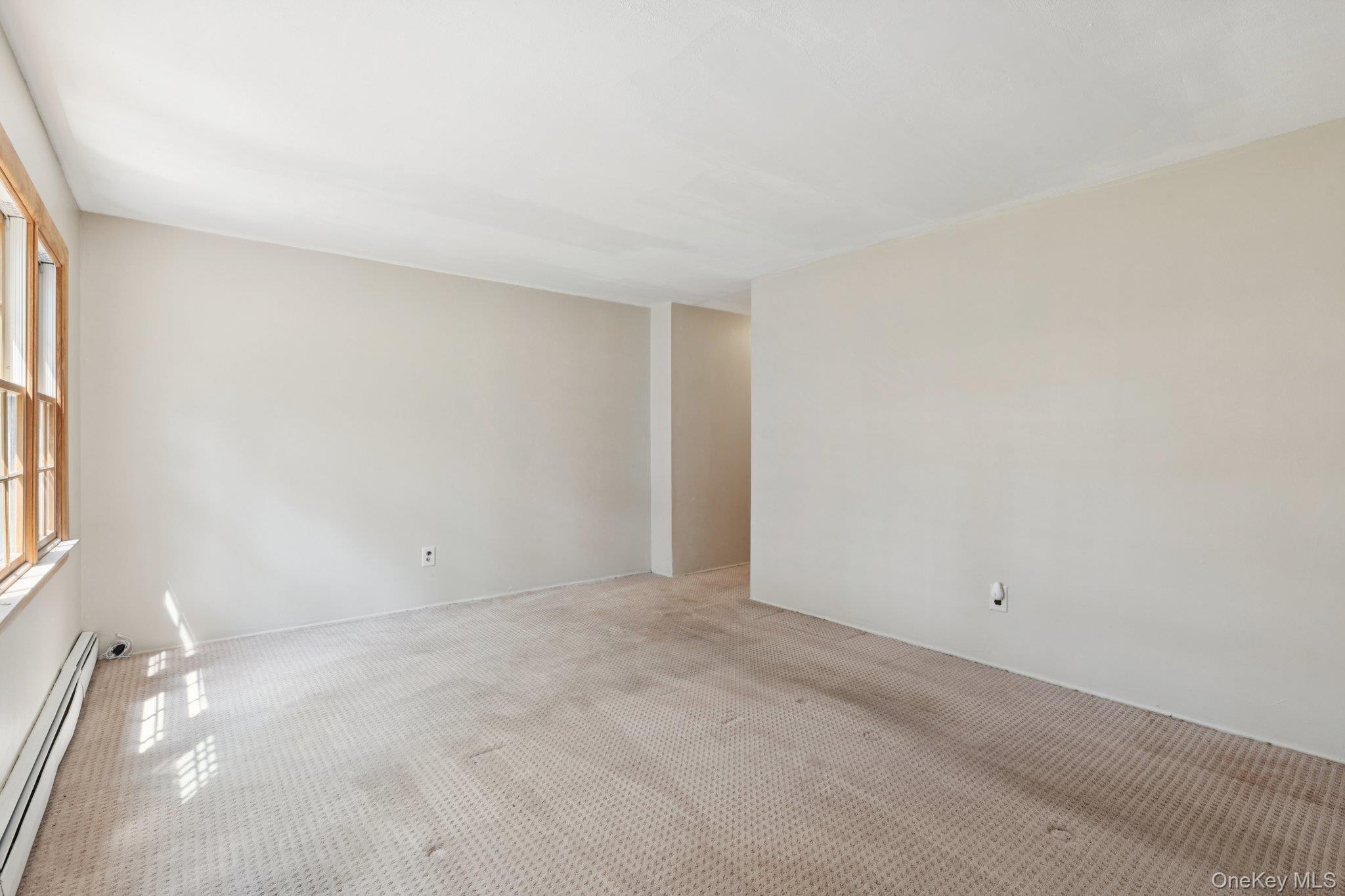 Single Family Clarkson  Suffolk County, NY 11738, MLS-901203-20