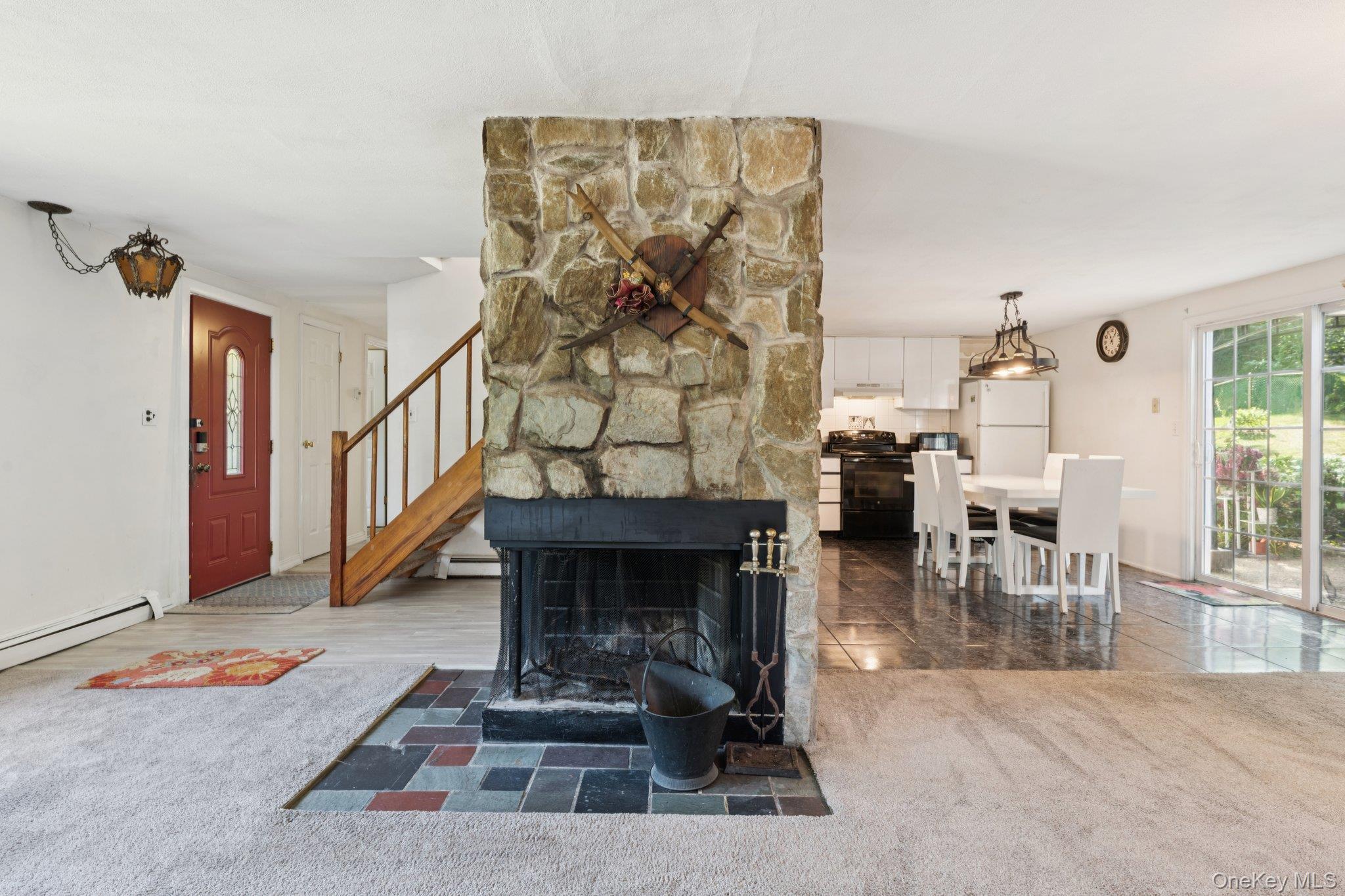 Single Family Clarkson  Suffolk County, NY 11738, MLS-901203-4