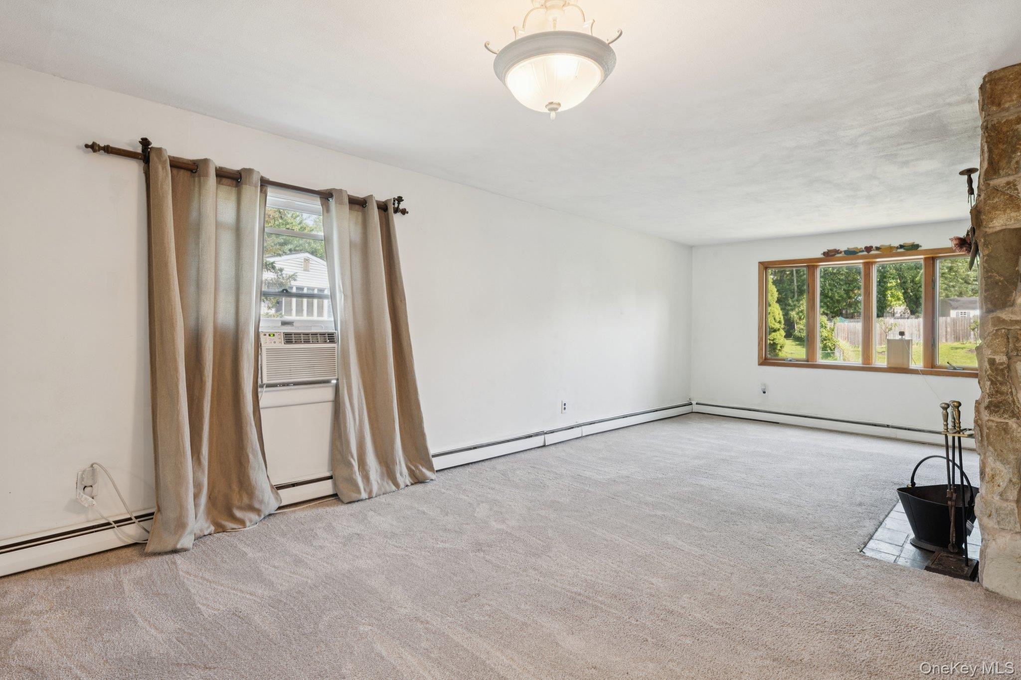 Single Family Clarkson  Suffolk County, NY 11738, MLS-901203-7