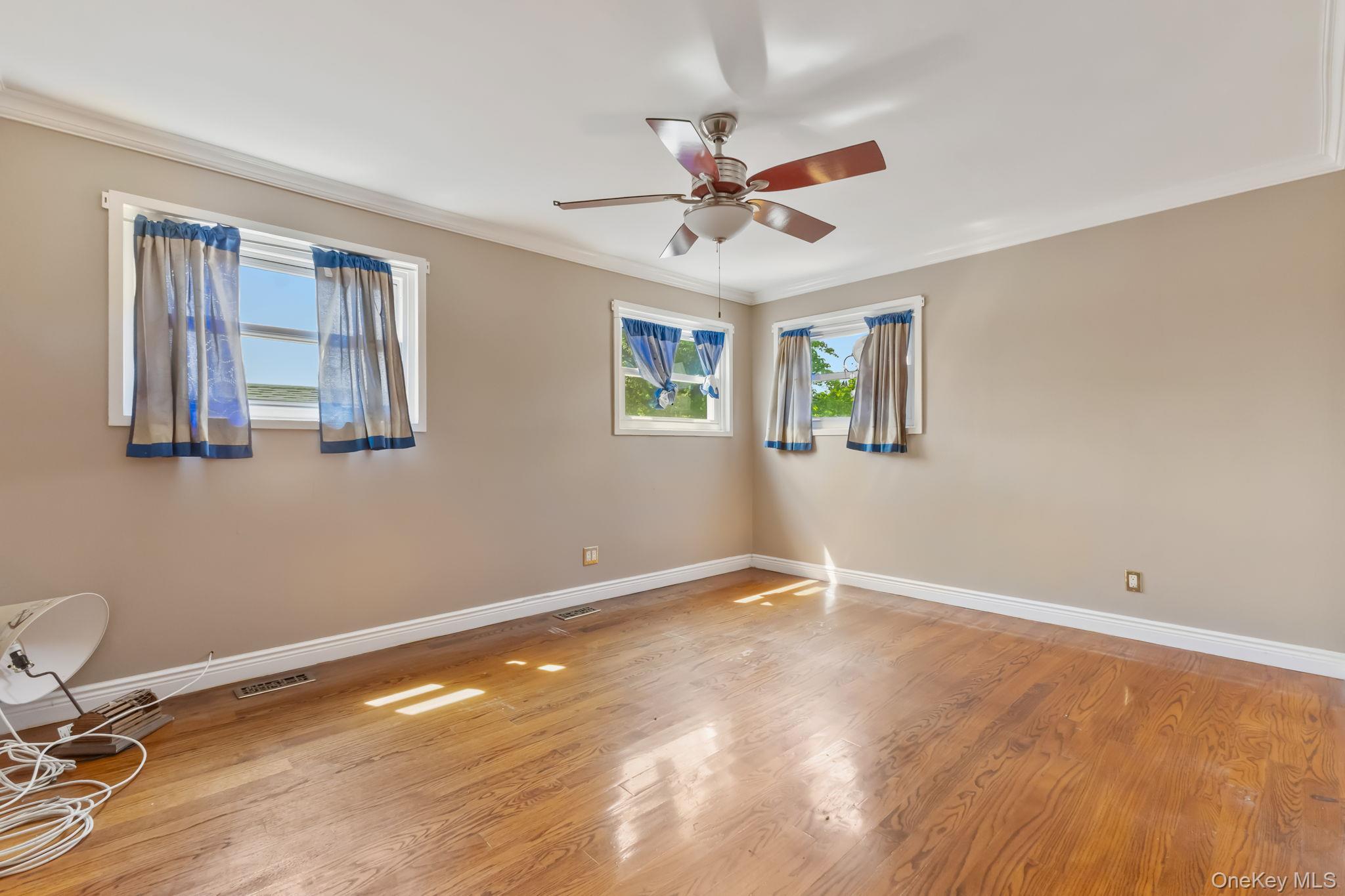 Single Family Tierney  Bronx, NY 10465, MLS-901230-13
