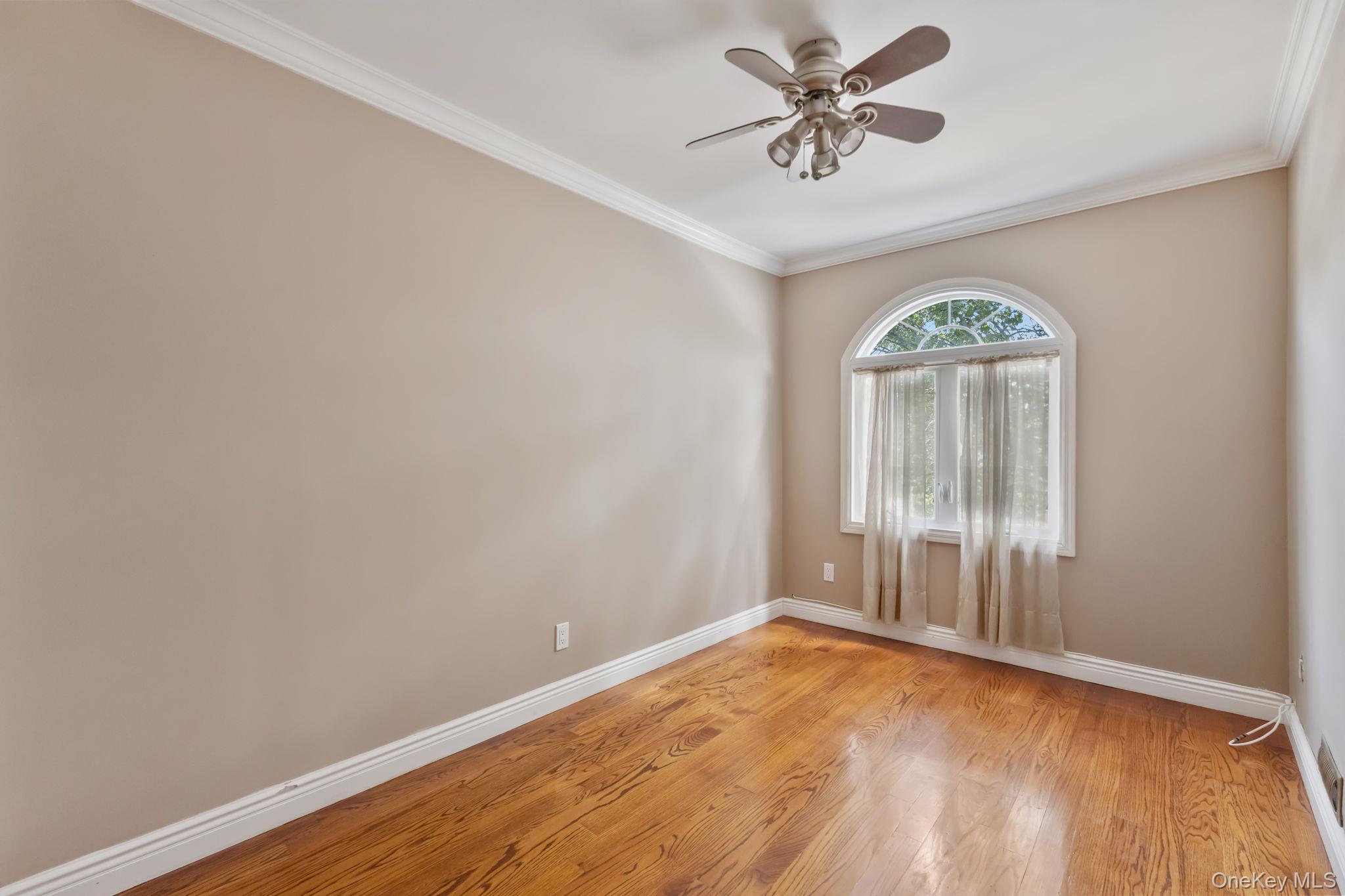 Single Family Tierney  Bronx, NY 10465, MLS-901230-15