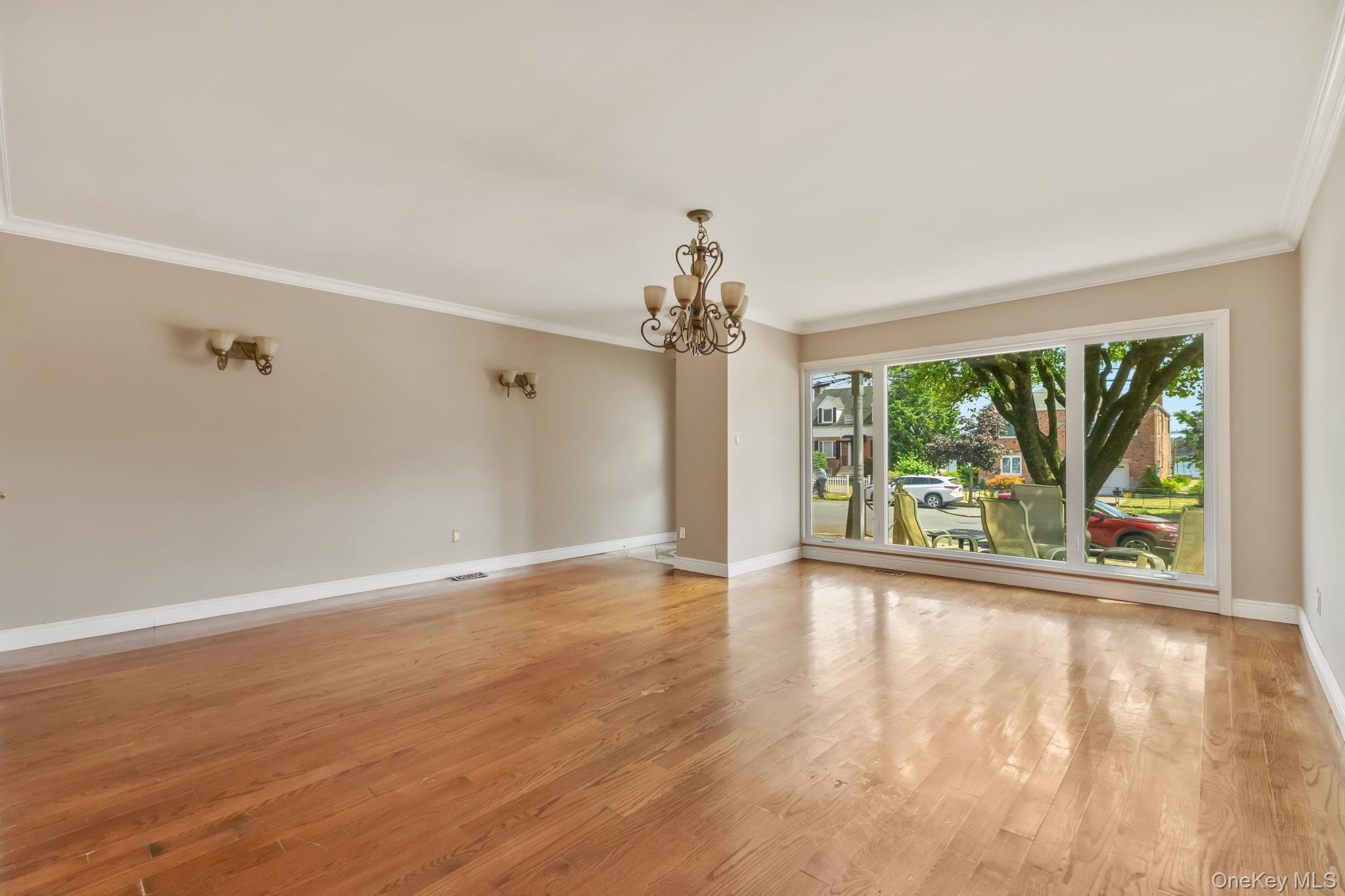 Single Family Tierney  Bronx, NY 10465, MLS-901230-4