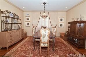 Condo Altessa  Suffolk County, NY 11747, MLS-901239-5