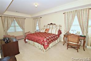 Condo Altessa  Suffolk County, NY 11747, MLS-901239-8