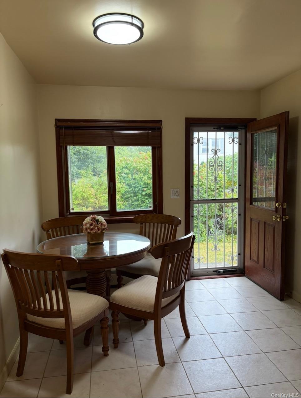 Single Family Willowbrook Nassau County, NY 11520, MLS-901295-14