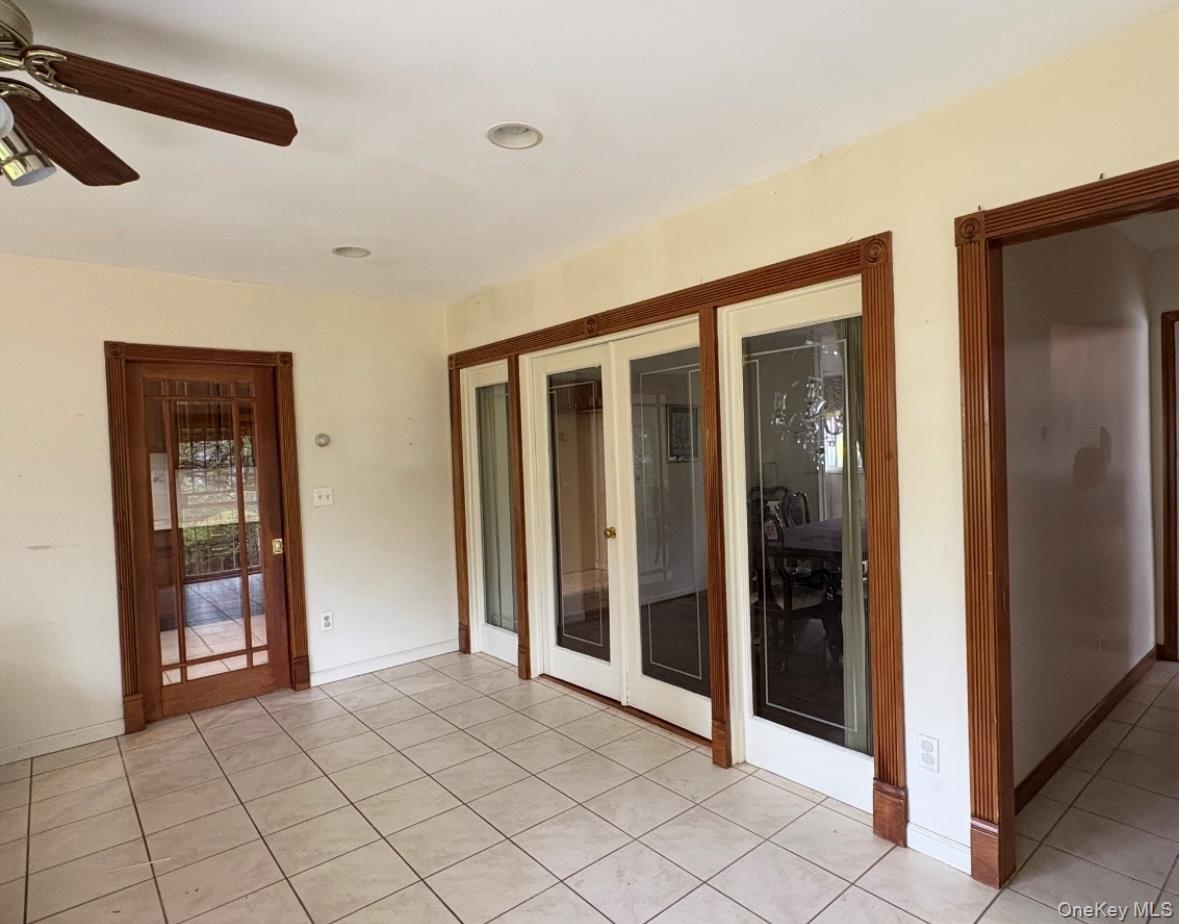 Single Family Willowbrook Nassau County, NY 11520, MLS-901295-15