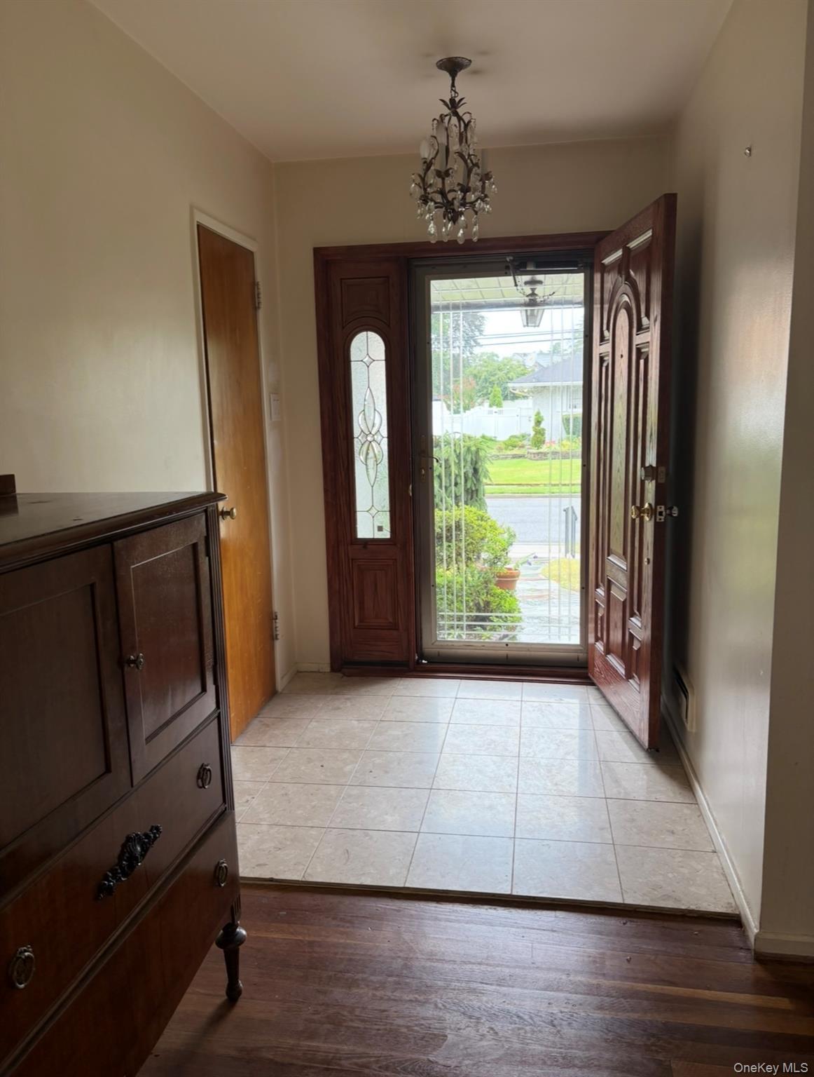 Single Family Willowbrook Nassau County, NY 11520, MLS-901295-3