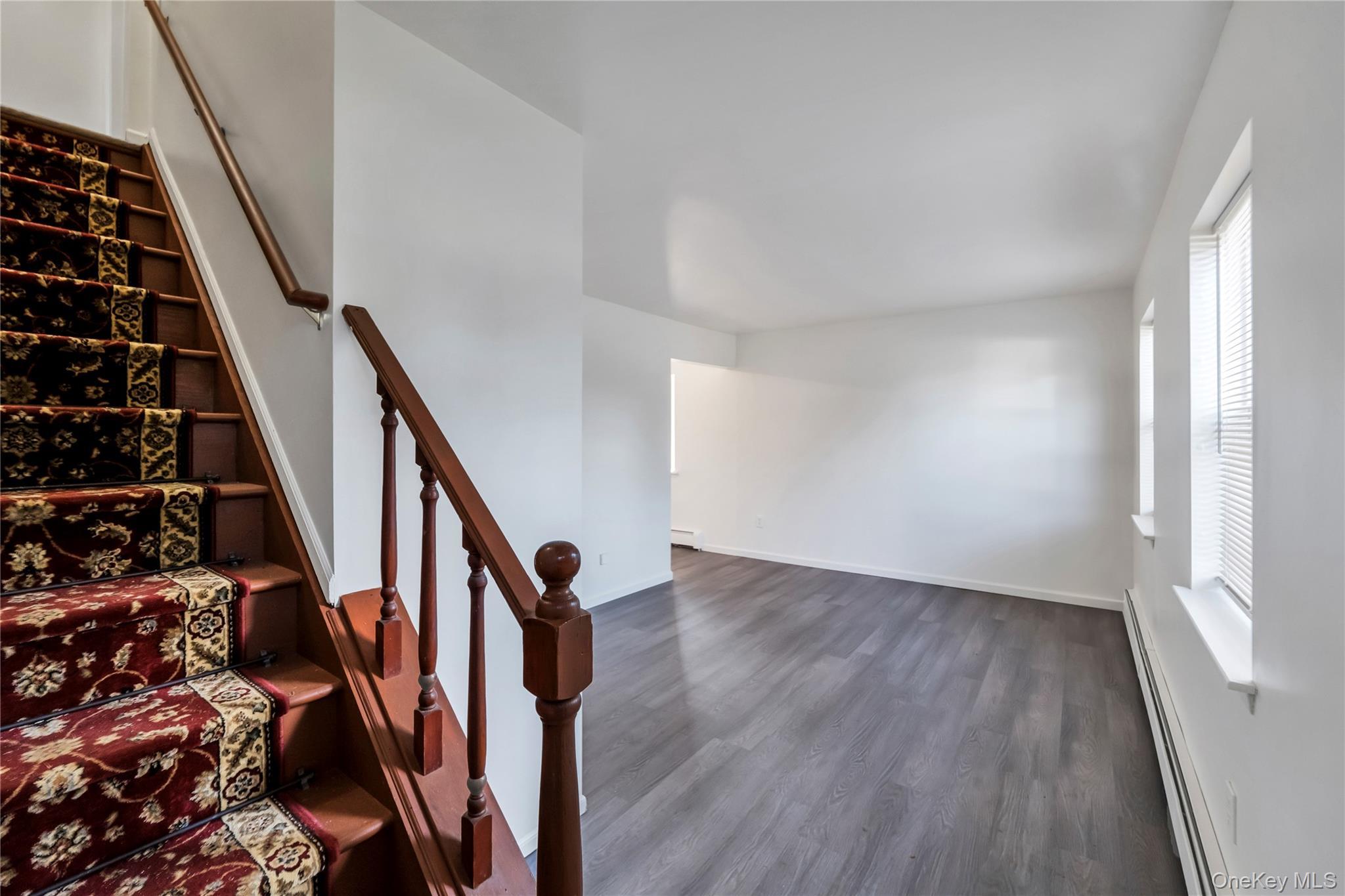 Single Family Brushwood Suffolk County, NY 11967, MLS-901299-24