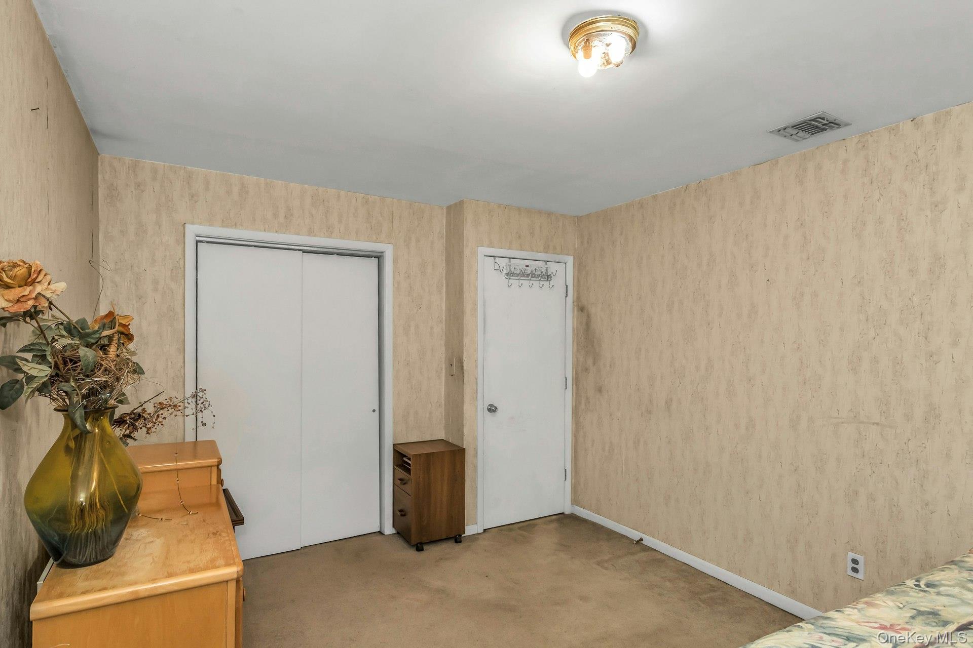 Single Family Pasadena Nassau County, NY 11803, MLS-901302-18