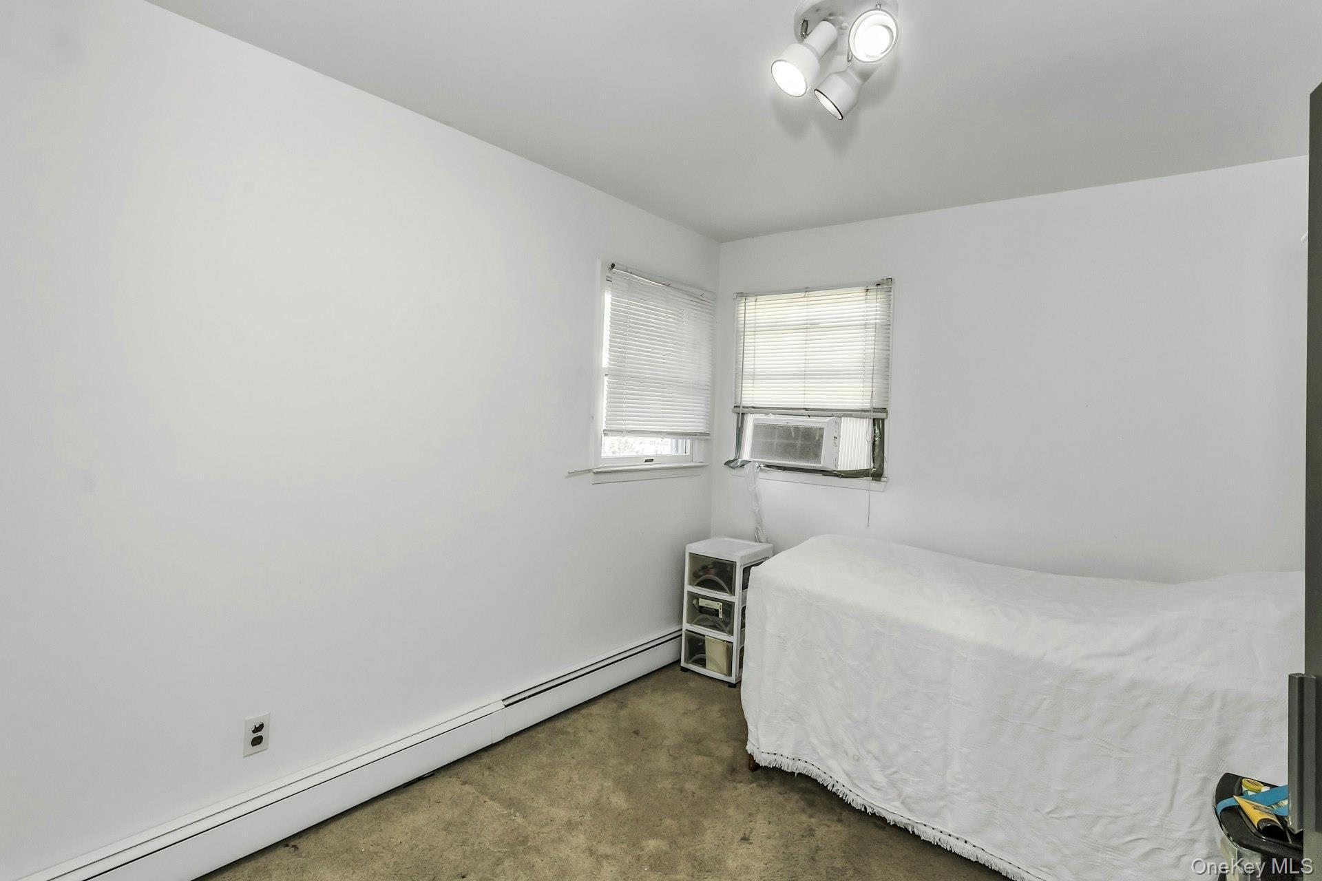 Single Family Pasadena Nassau County, NY 11803, MLS-901302-19