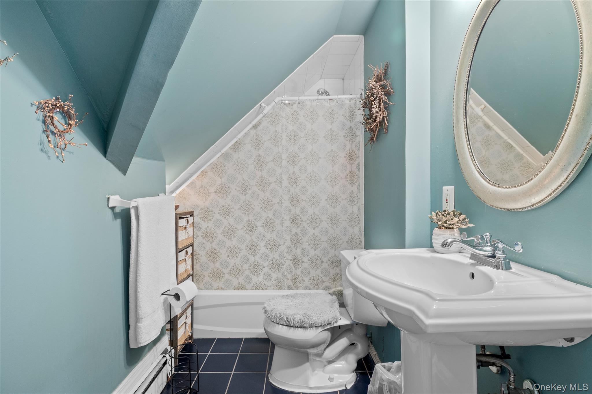 Single Family Downhill  Nassau County, NY 11793, MLS-901309-15