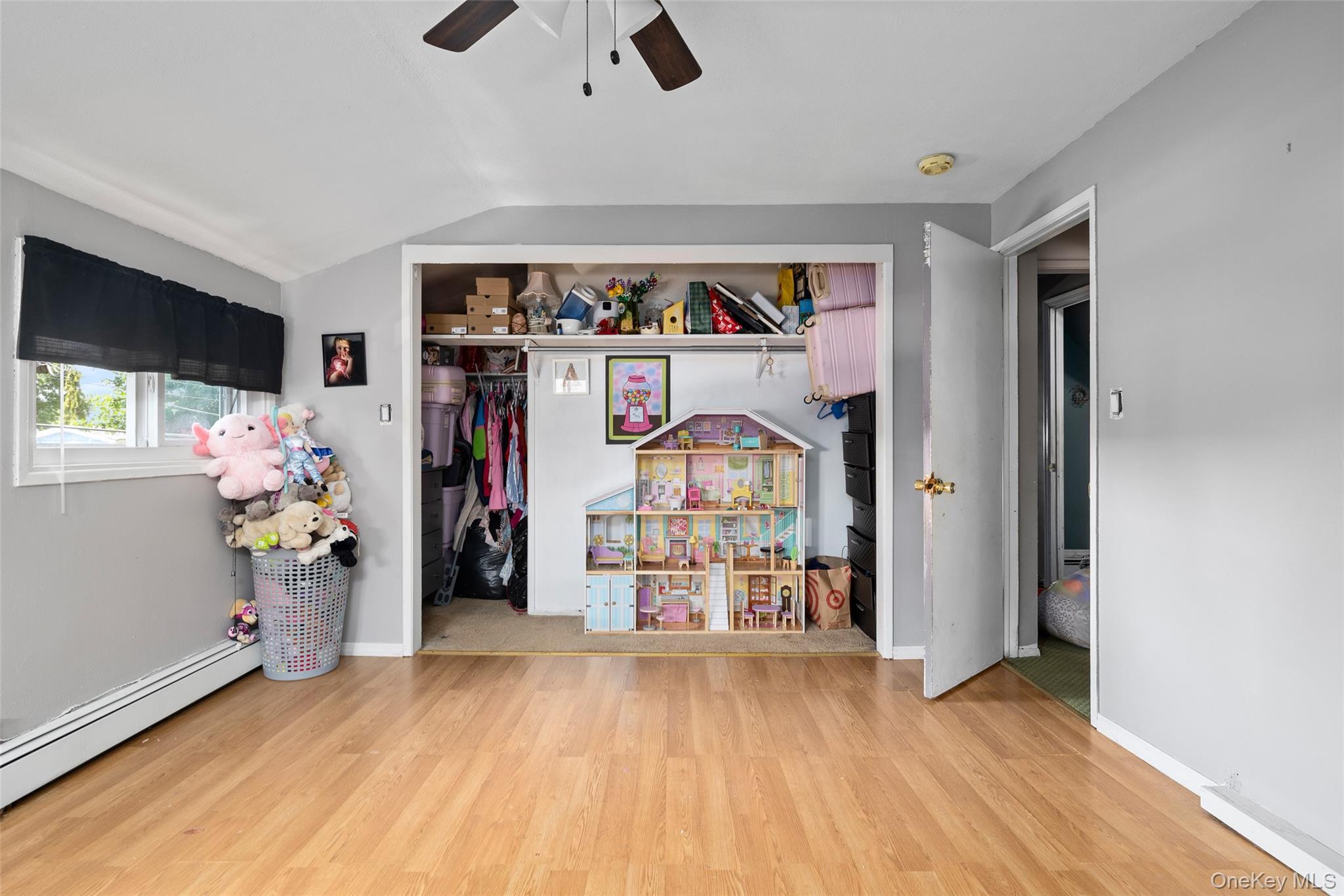 Single Family Downhill  Nassau County, NY 11793, MLS-901309-17