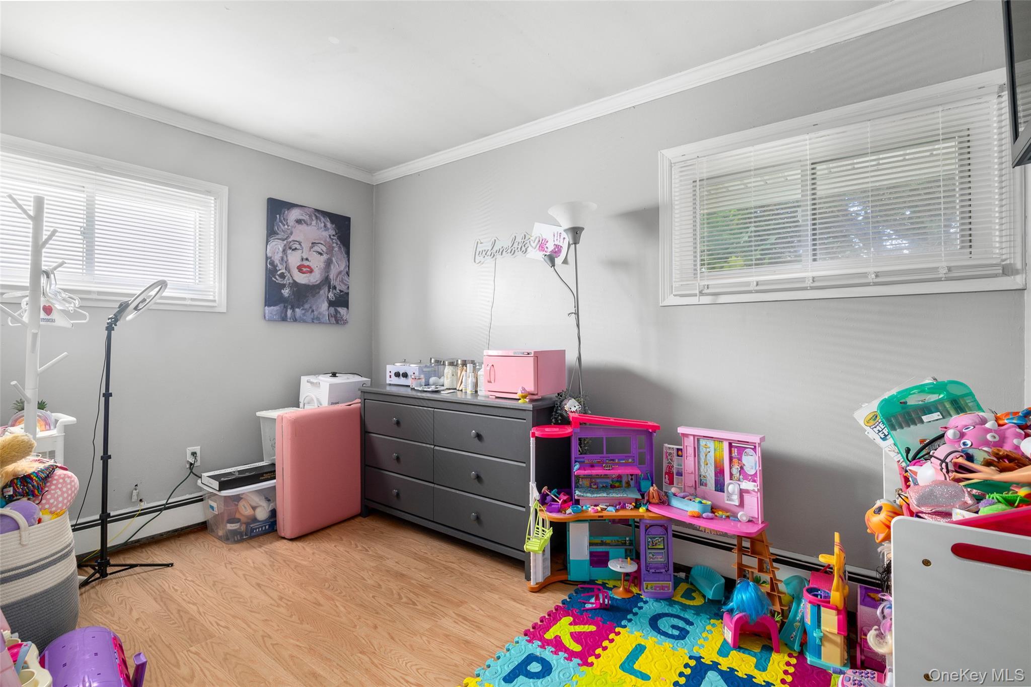 Single Family Downhill  Nassau County, NY 11793, MLS-901309-9