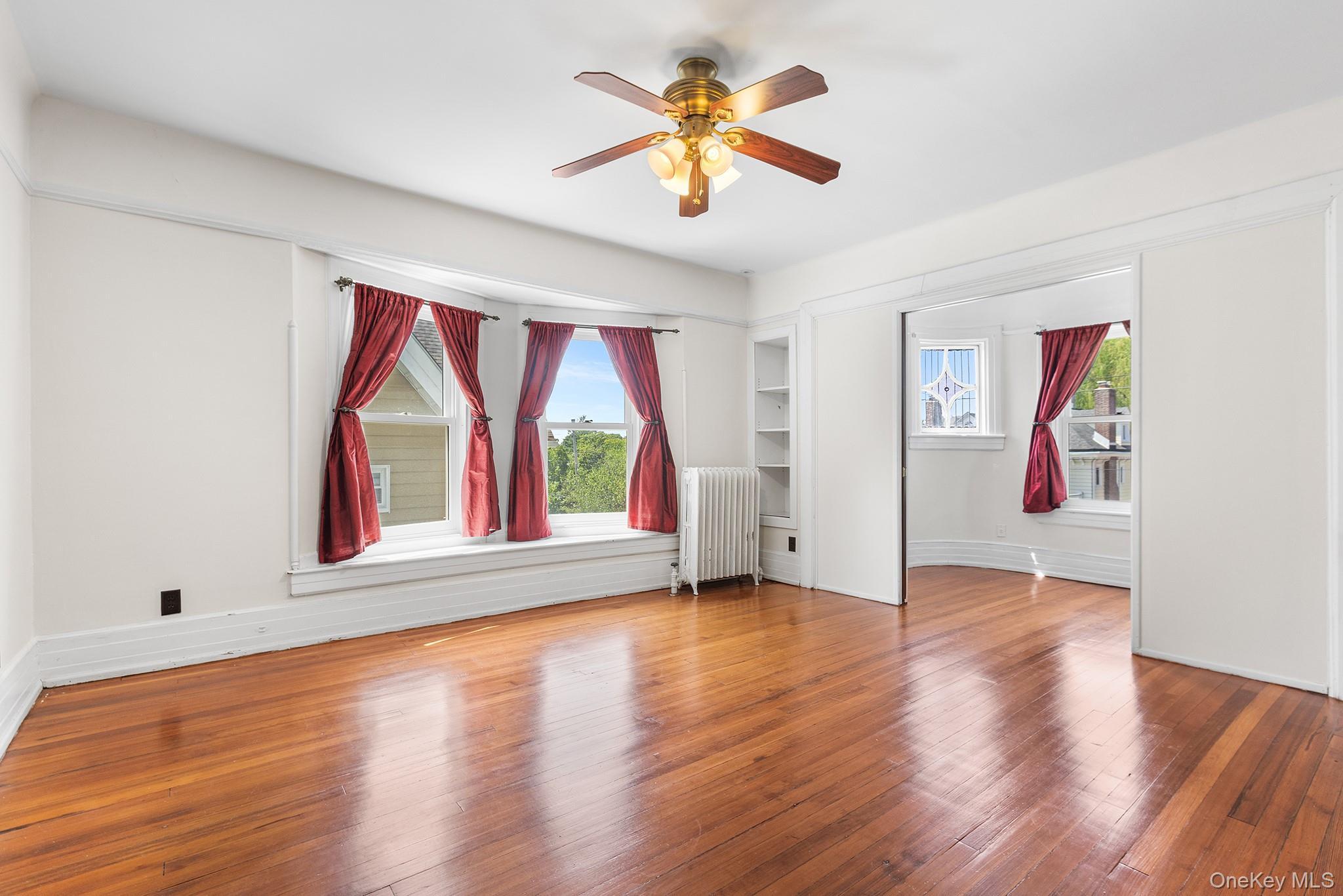 Single Family Van Cortlandt Park Westchester County, NY 10705, MLS-901312-15