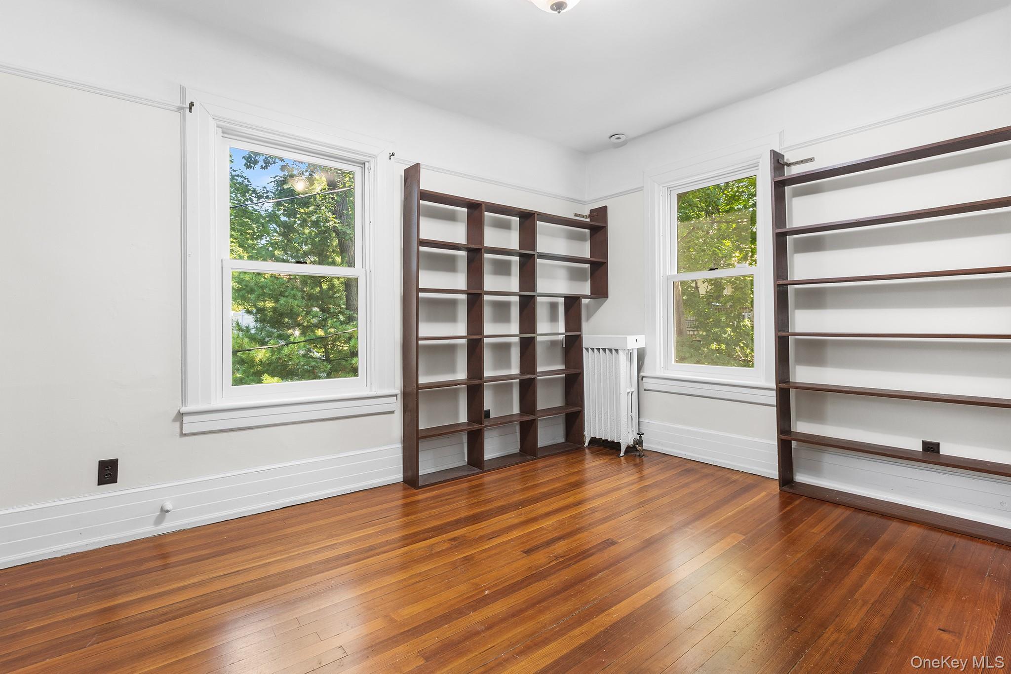 Single Family Van Cortlandt Park Westchester County, NY 10705, MLS-901312-19