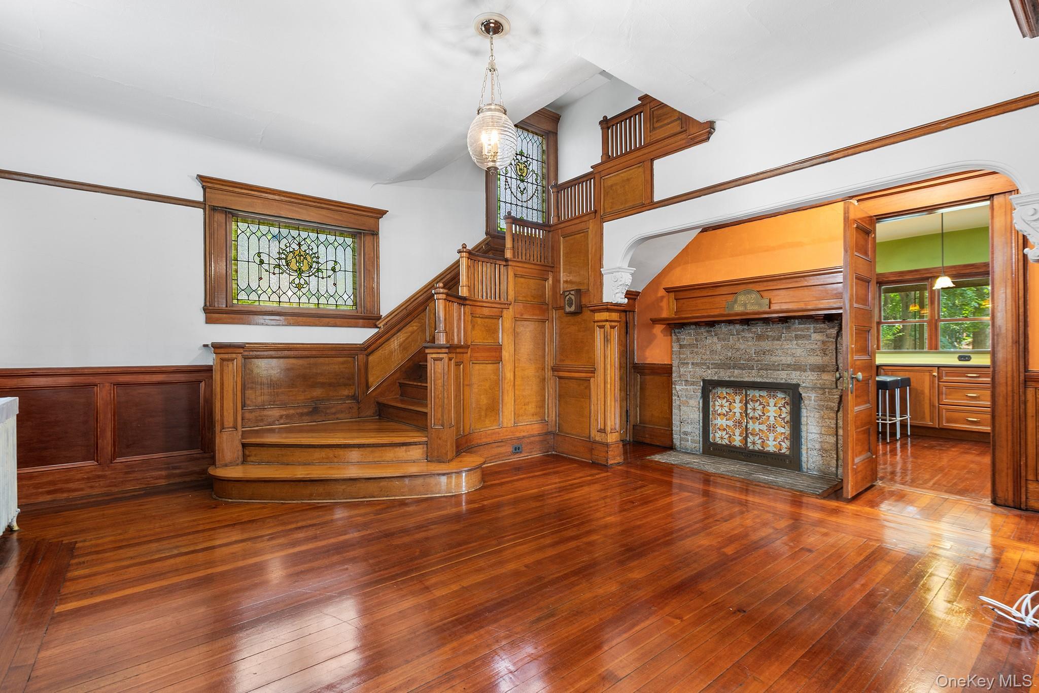 Single Family Van Cortlandt Park Westchester County, NY 10705, MLS-901312-4