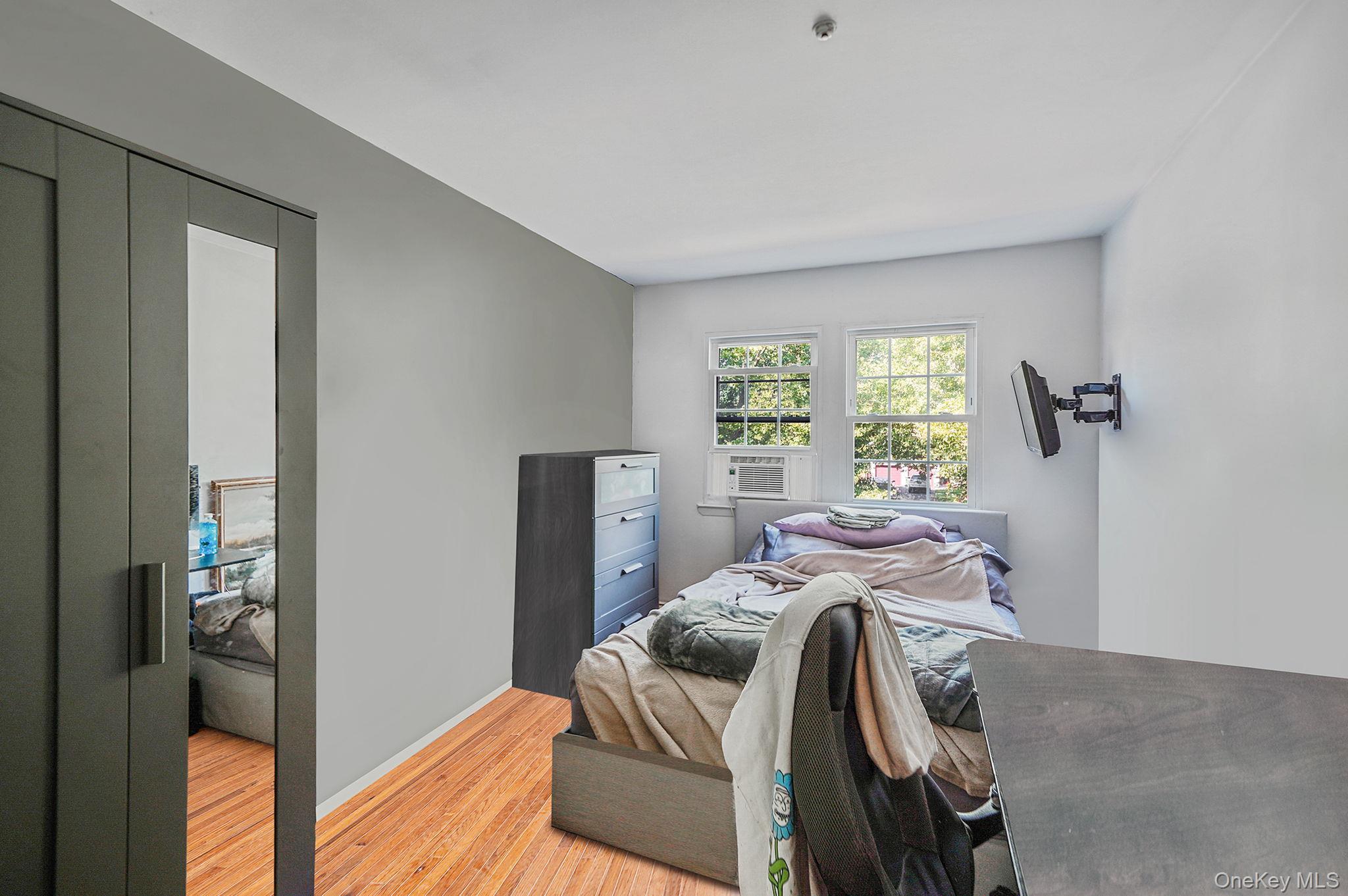 Condo Georgian  Suffolk County, NY 11727, MLS-901320-14
