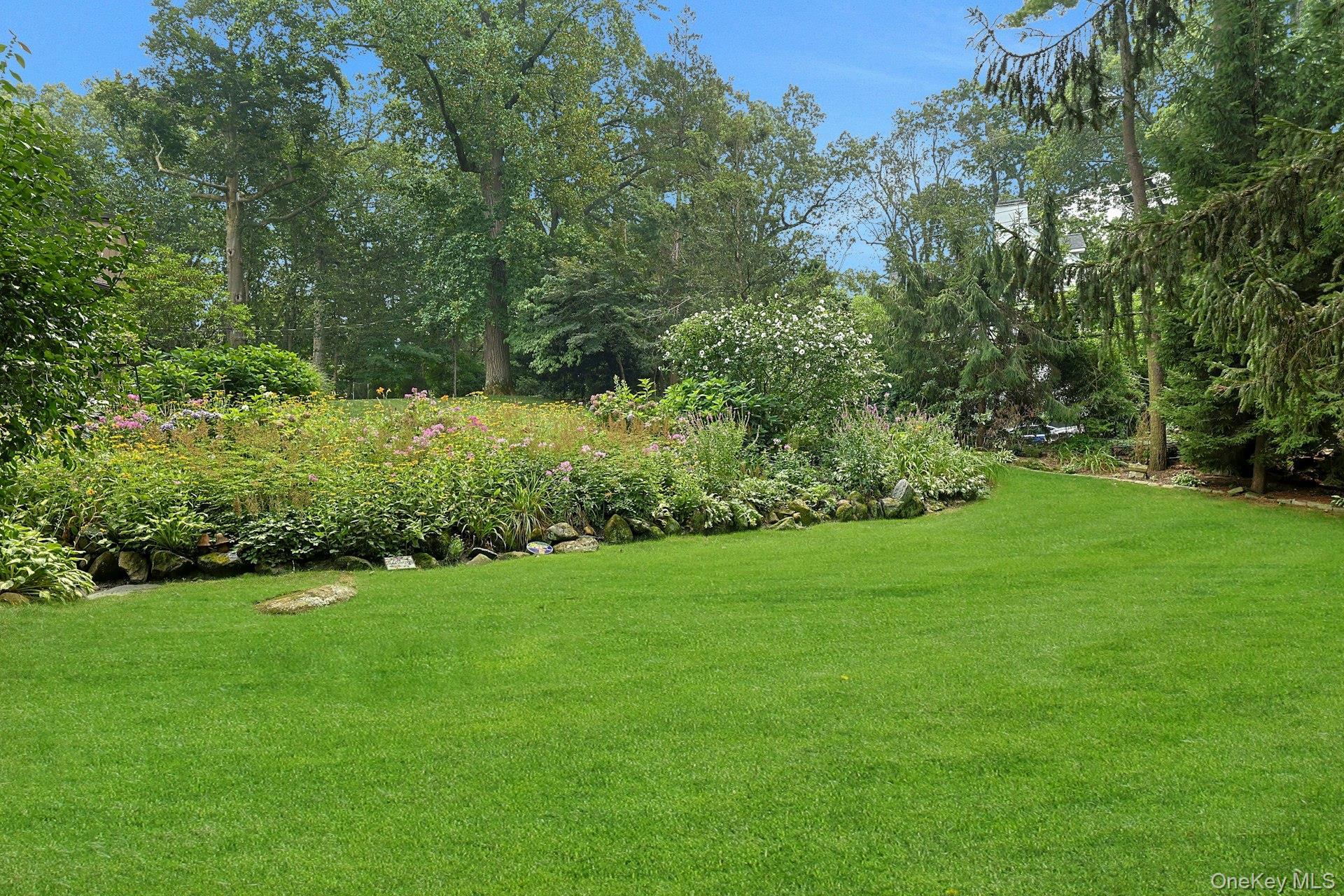 Single Family Harwood Westchester County, NY 10591, MLS-901337-33