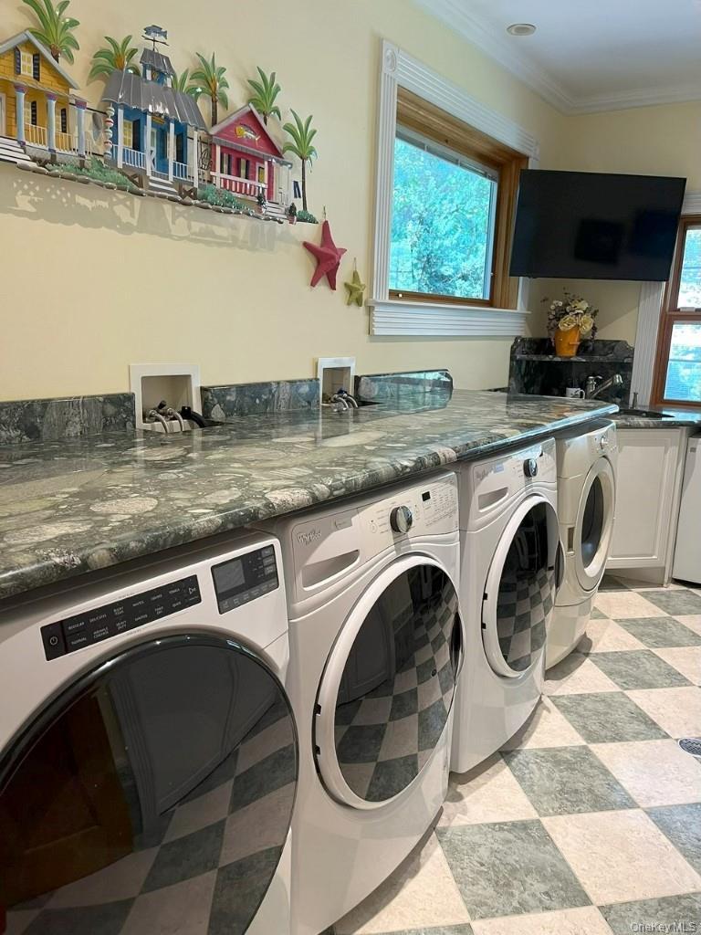 Single Family River Heights Suffolk County, NY 11787, MLS-901347-19