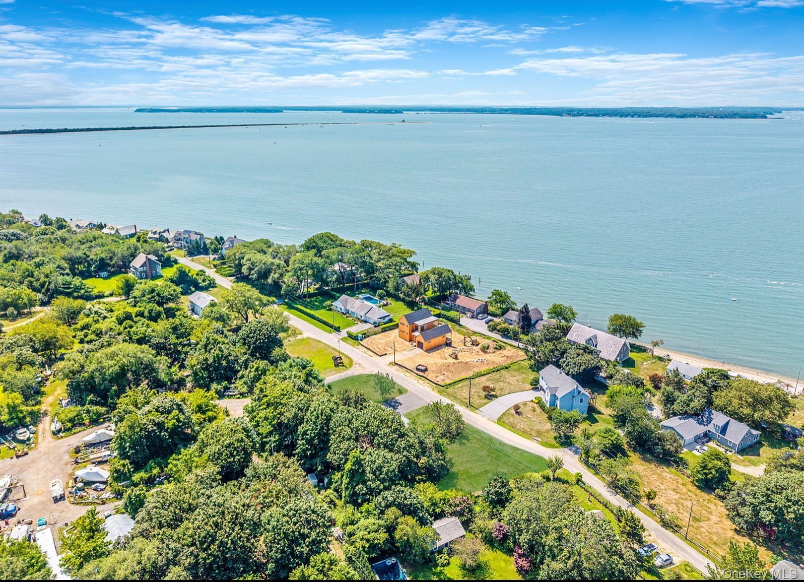 Single Family Willow Terrace Suffolk County, NY 11957, MLS-901364-3