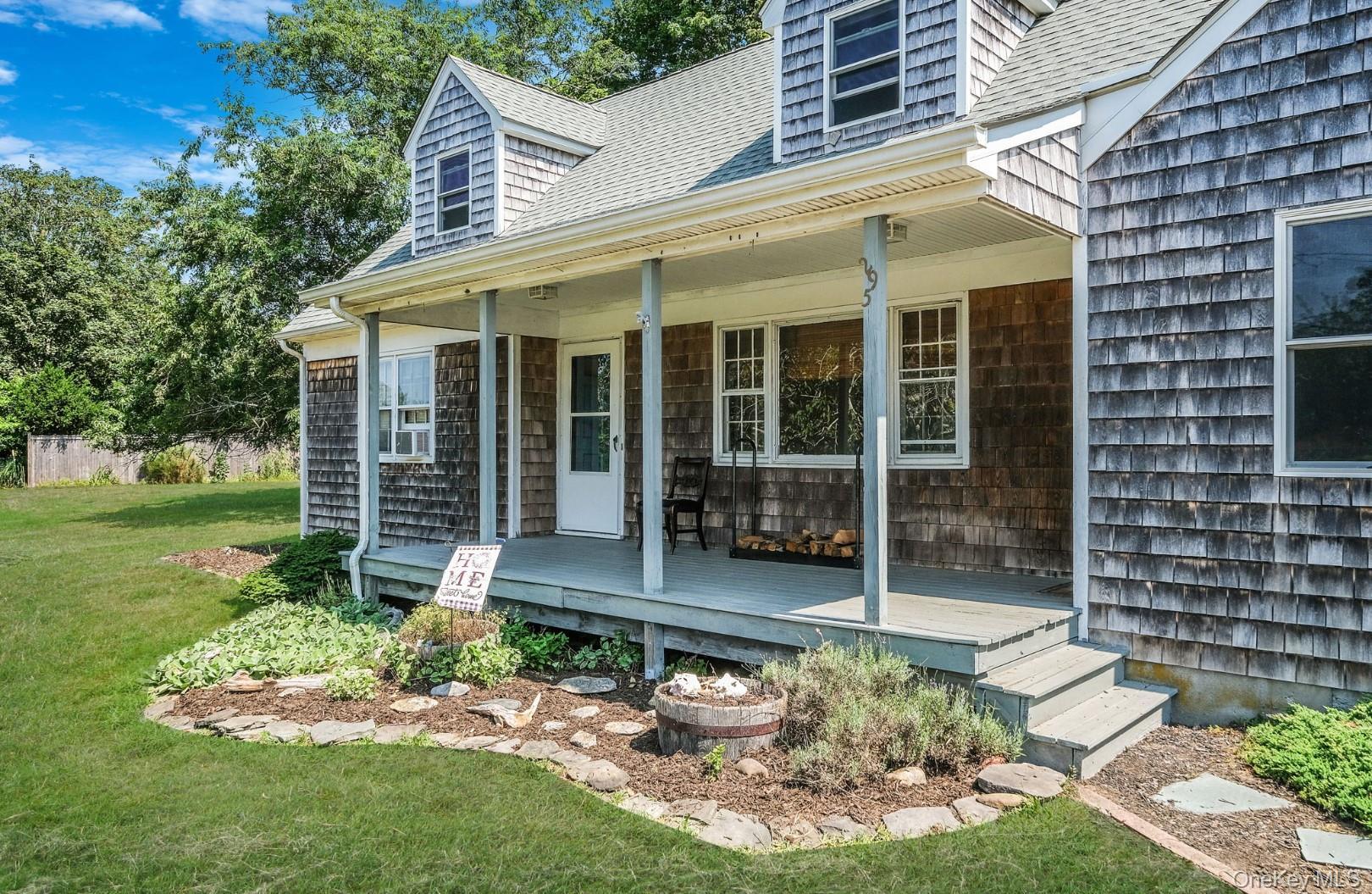 Single Family Willow Terrace Suffolk County, NY 11957, MLS-901364-6