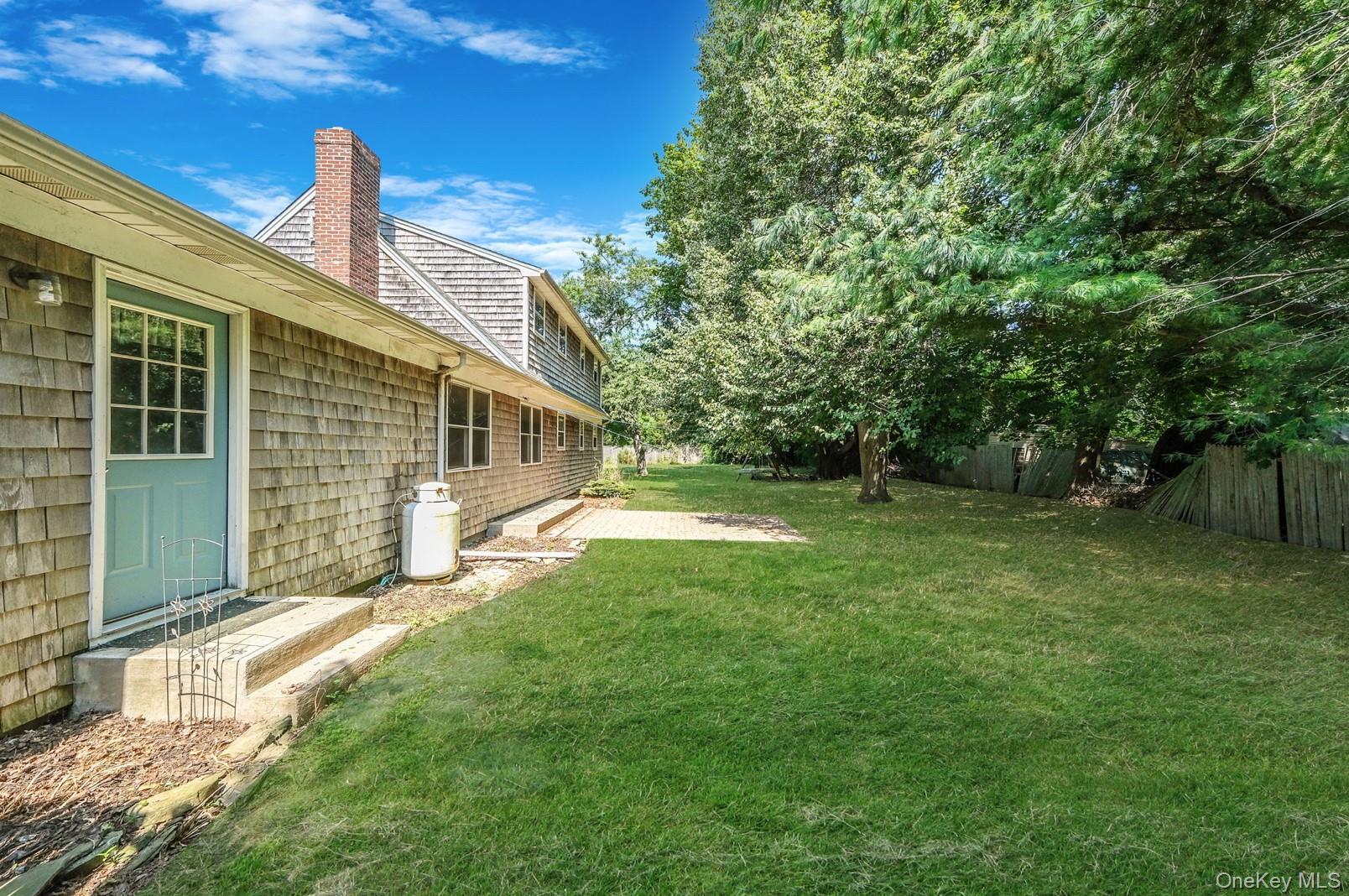 Single Family Willow Terrace Suffolk County, NY 11957, MLS-901364-7