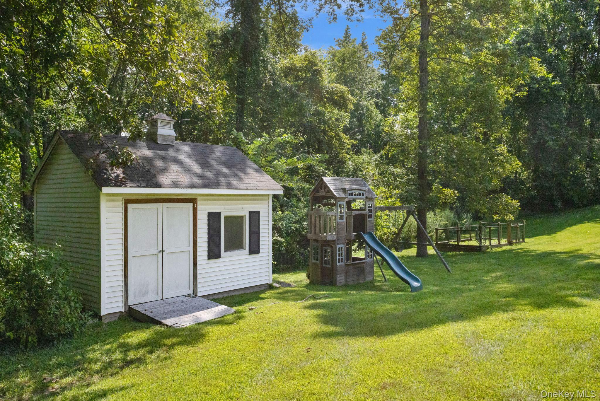 Single Family Windswept  Putnam County, NY 10509, MLS-901398-39