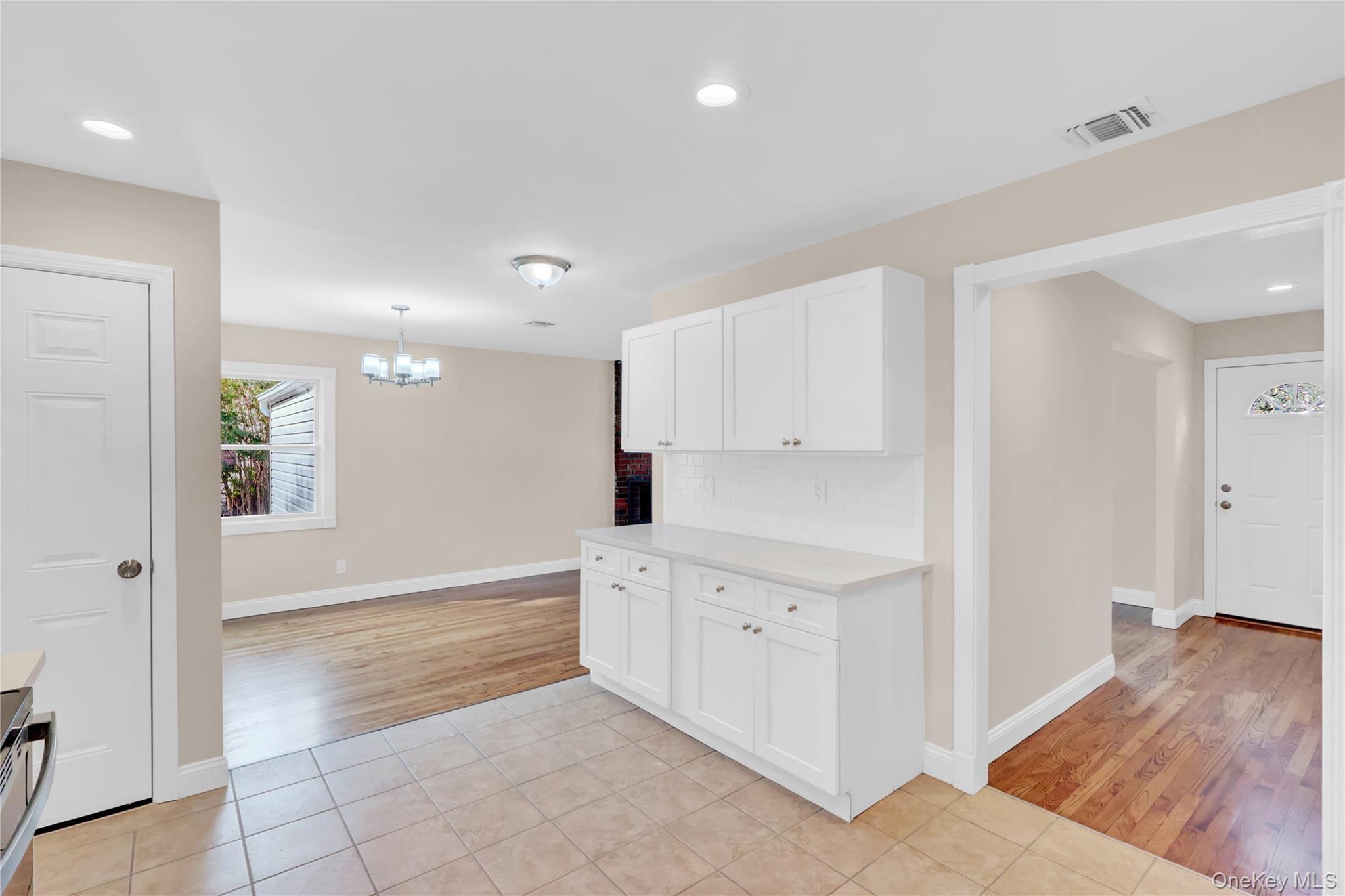 Single Family Woodside  Suffolk County, NY 11772, MLS-901405-14