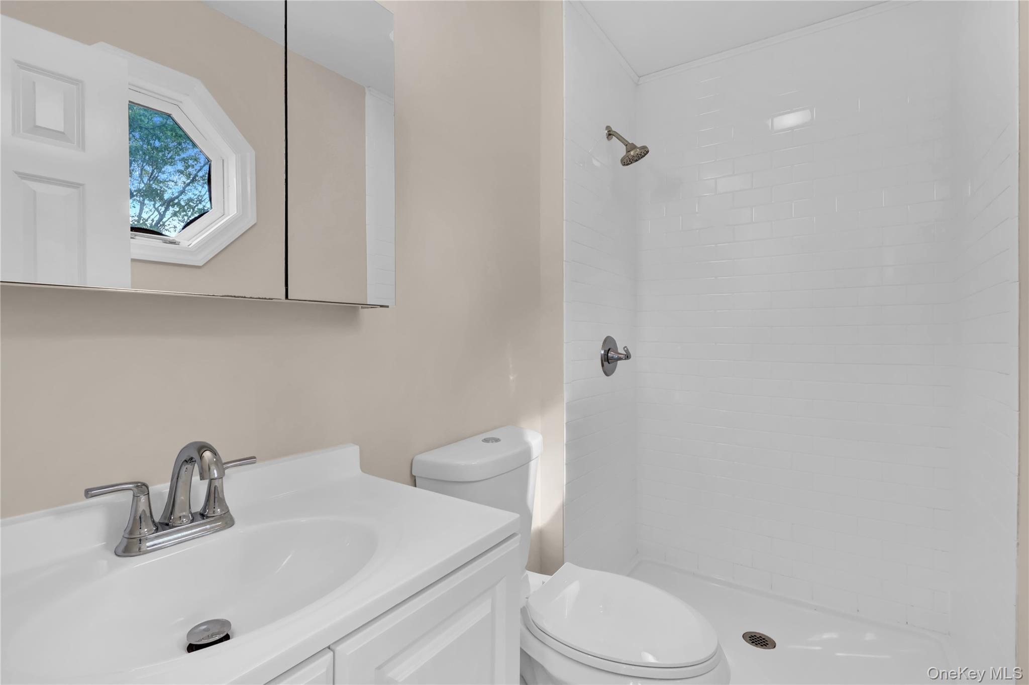 Single Family Woodside  Suffolk County, NY 11772, MLS-901405-17